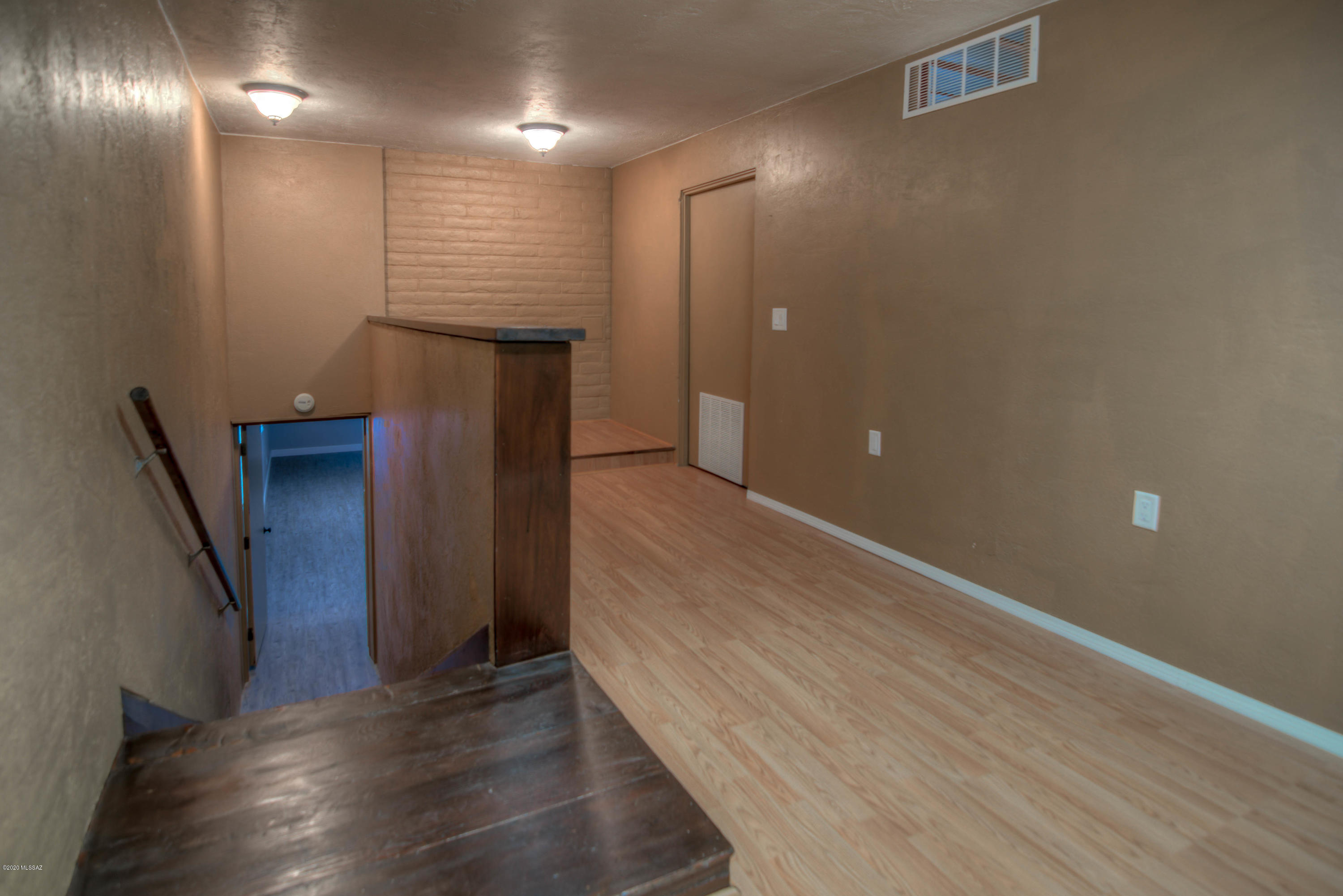 Unsubdivided - Residential