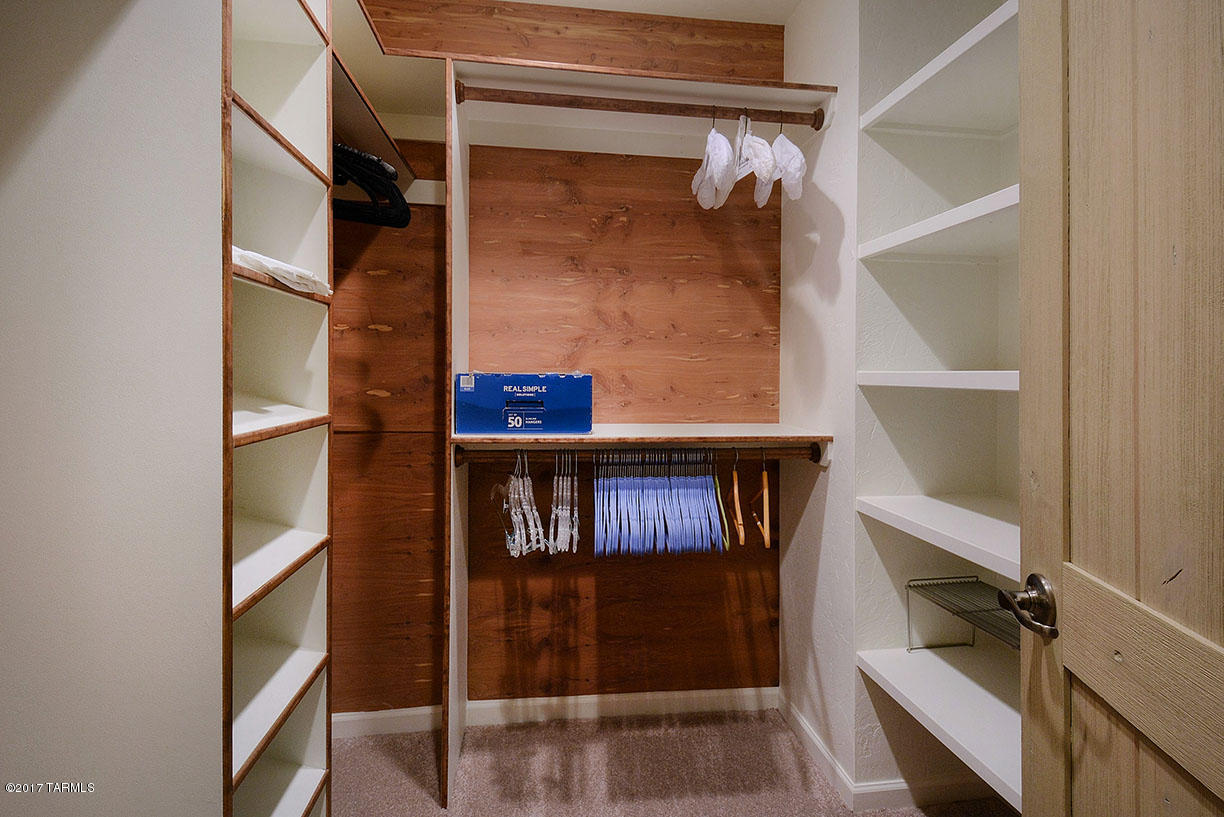 Finisterra II (211-302) - Residential