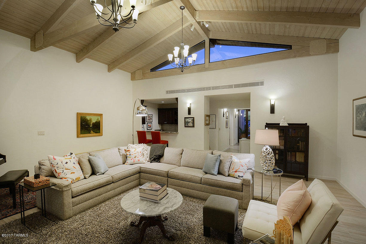 Finisterra II (211-302) - Residential