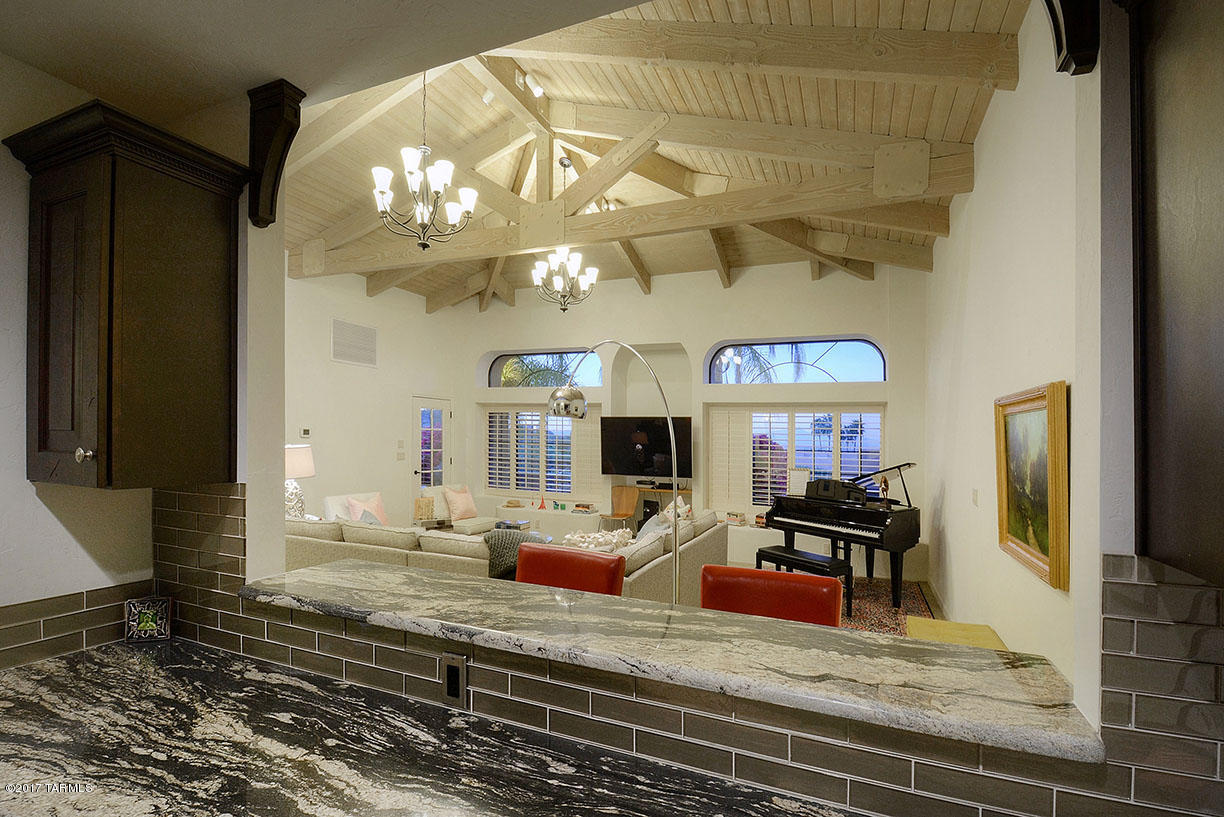 Finisterra II (211-302) - Residential