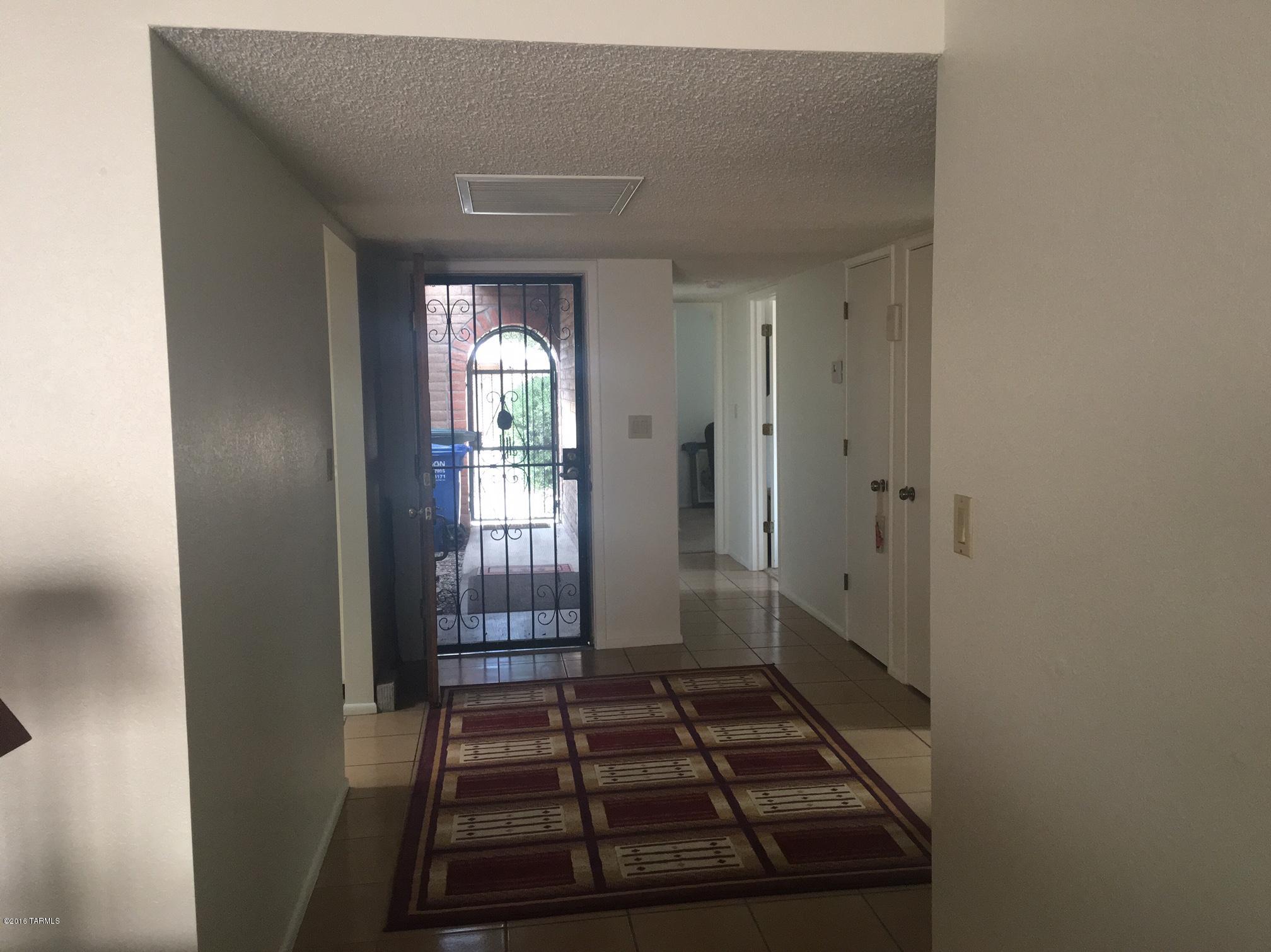 Oak Park Twnhss (1-40) - Residential