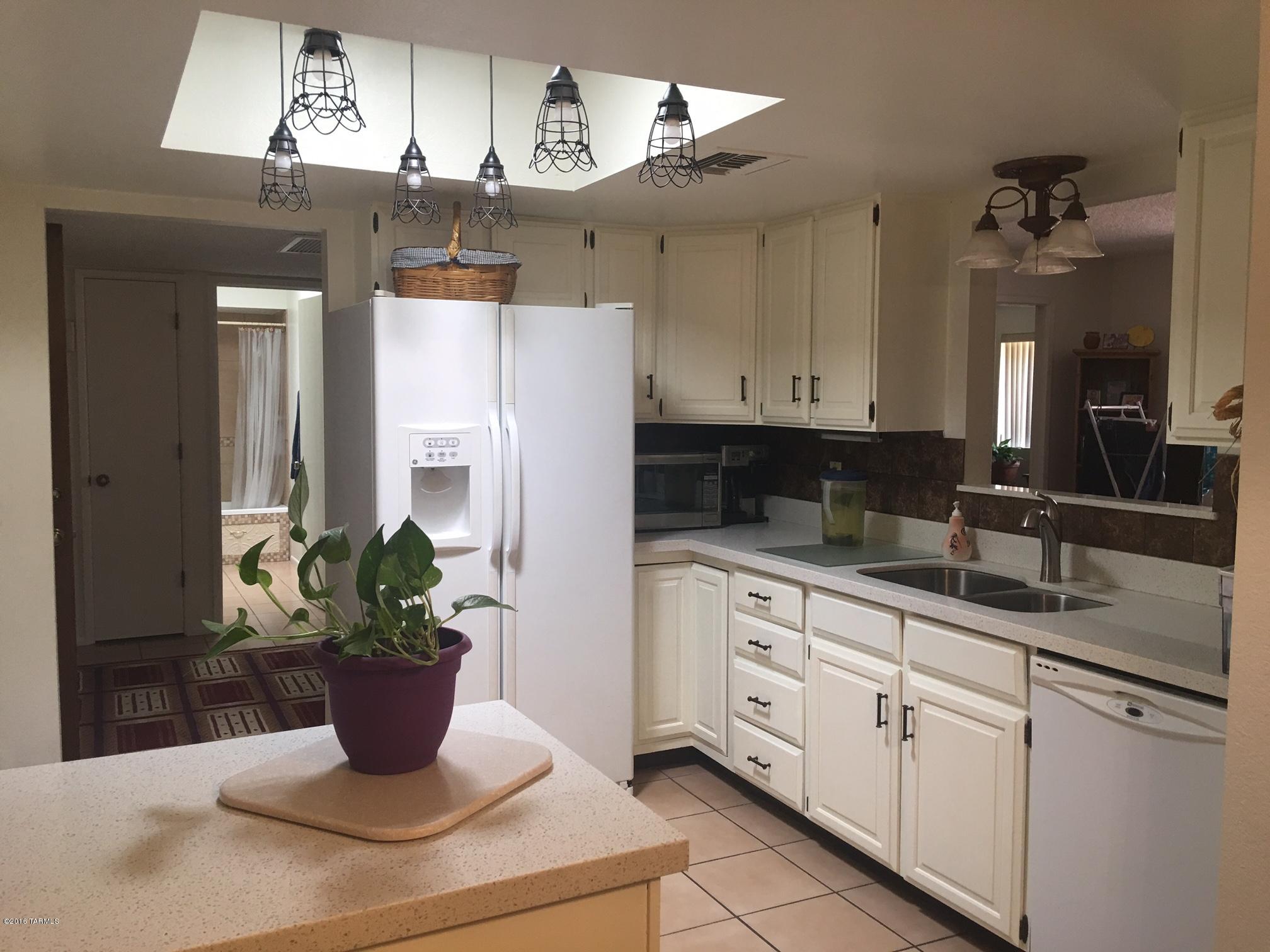 Oak Park Twnhss (1-40) - Residential