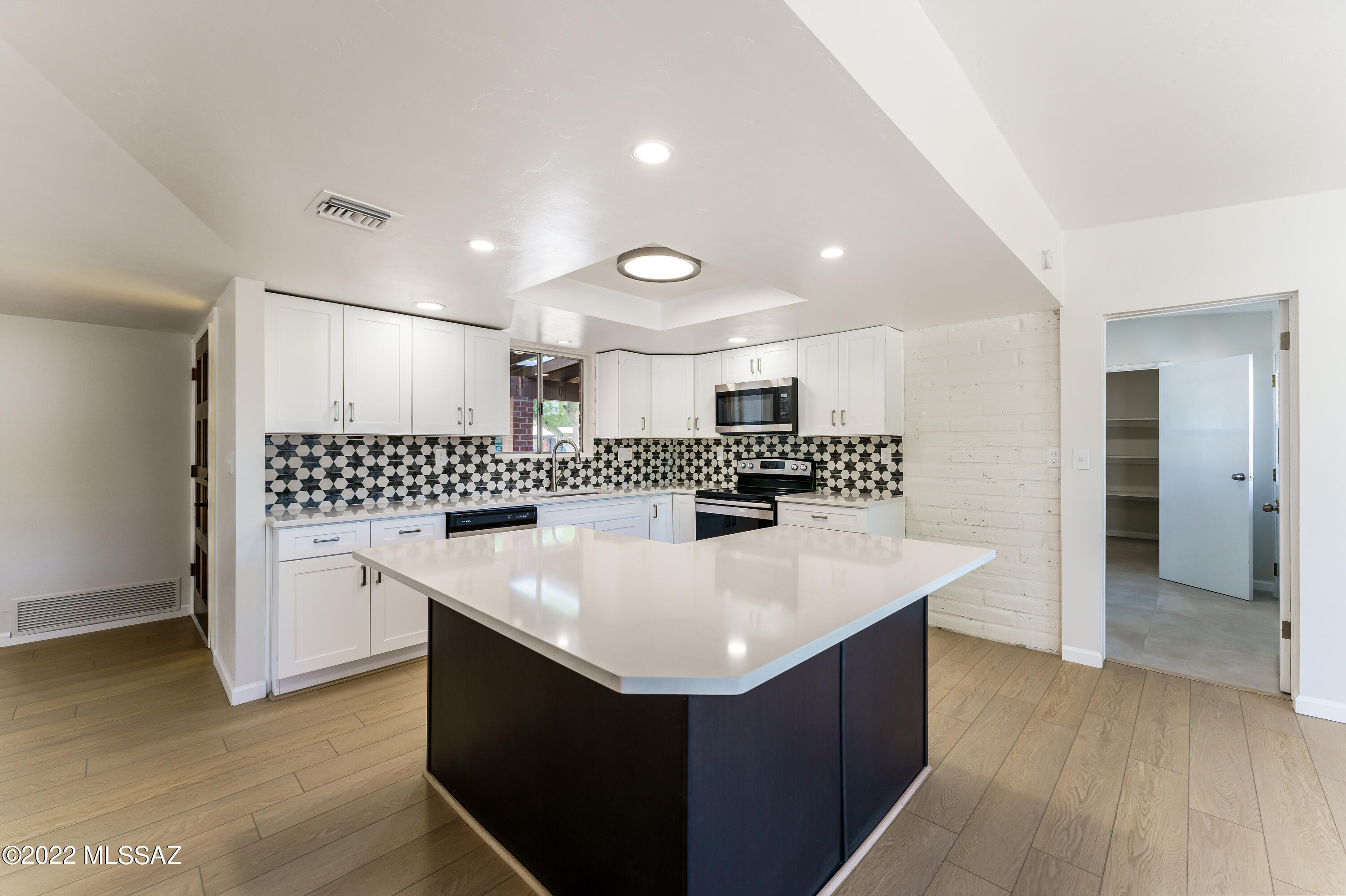 Silver Shadows Estates - Residential