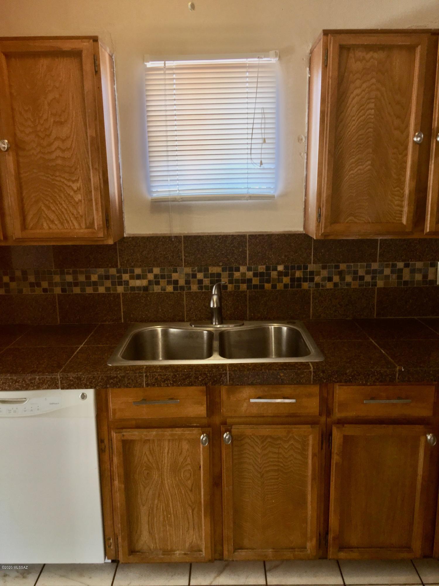 Rincon Heights - Residential Lease