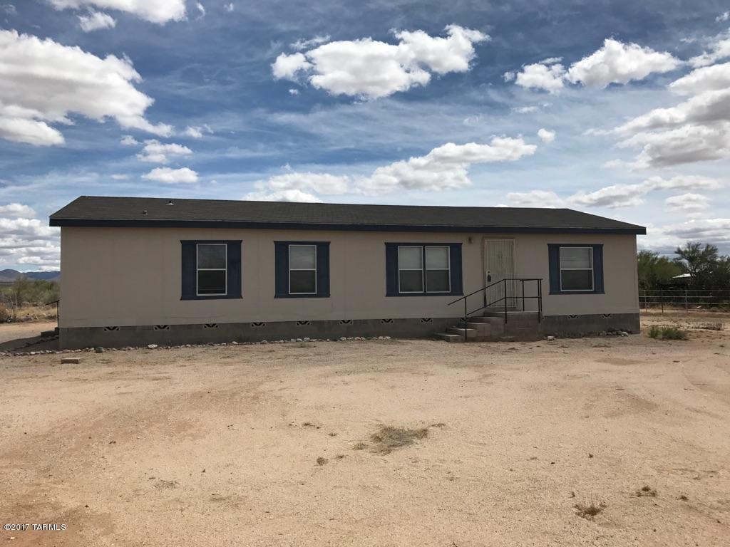 Great investment opportunity! 3 bedroom, 2 bath manufactured home on  an acre of land!