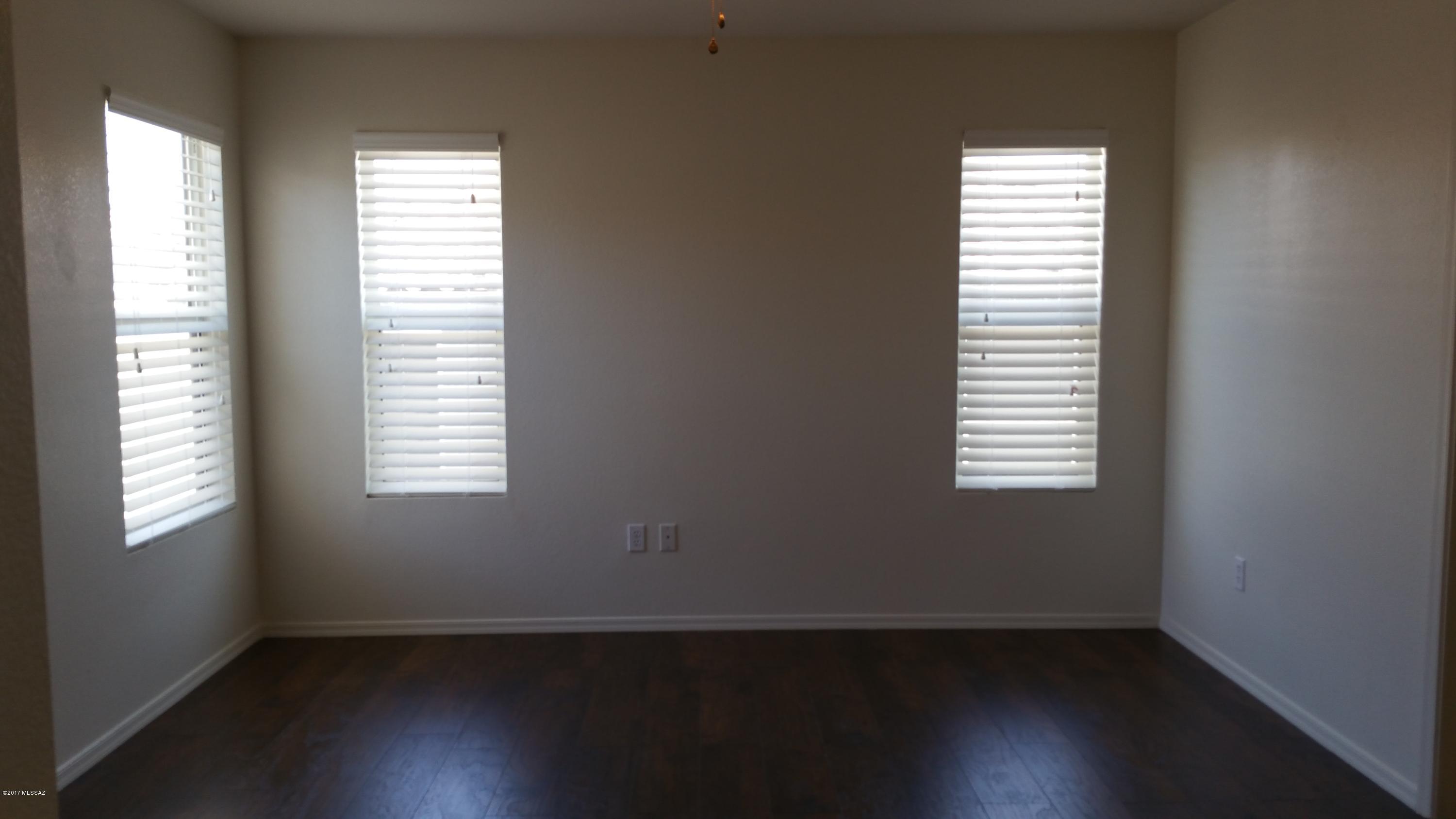 Pantano Overlook - Residential
