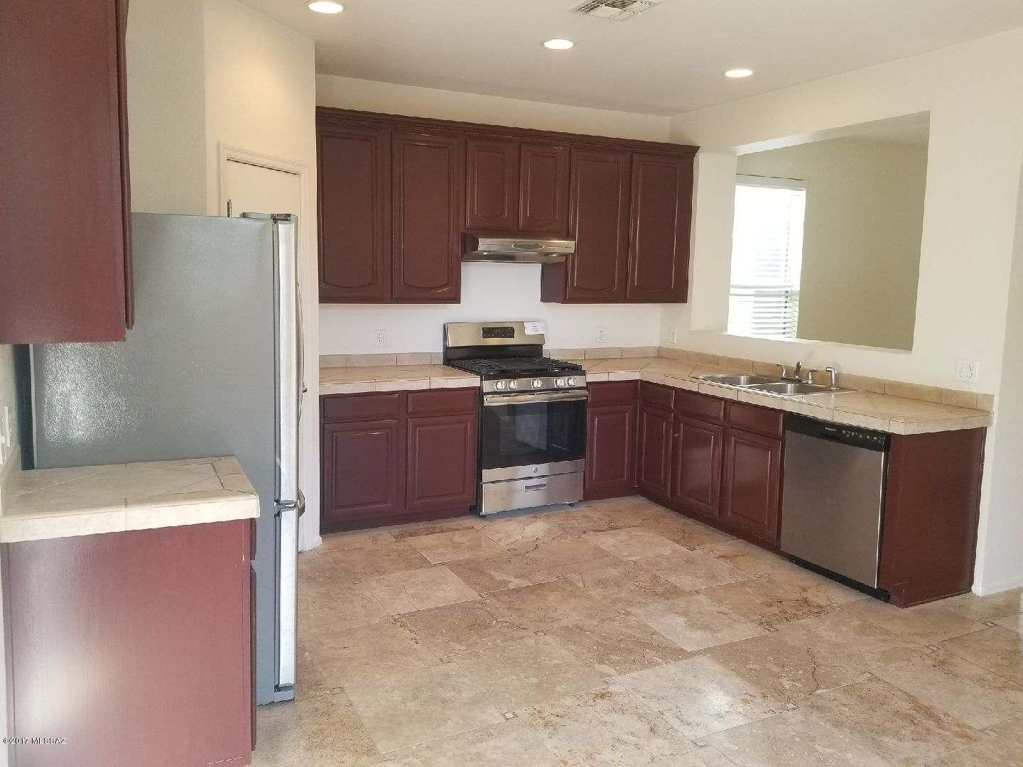 Pantano Overlook - Residential