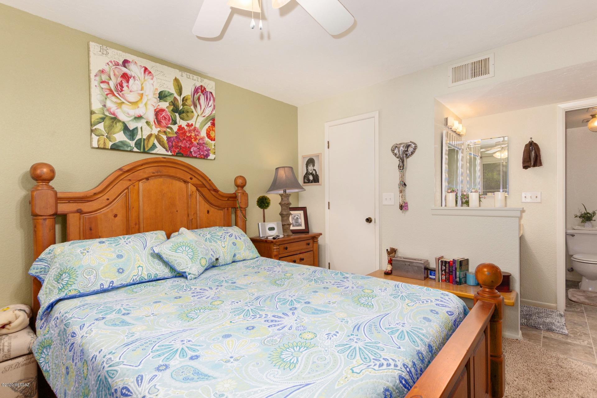 Woodland Place Condominiums (101-152, 201-252) - Residential
