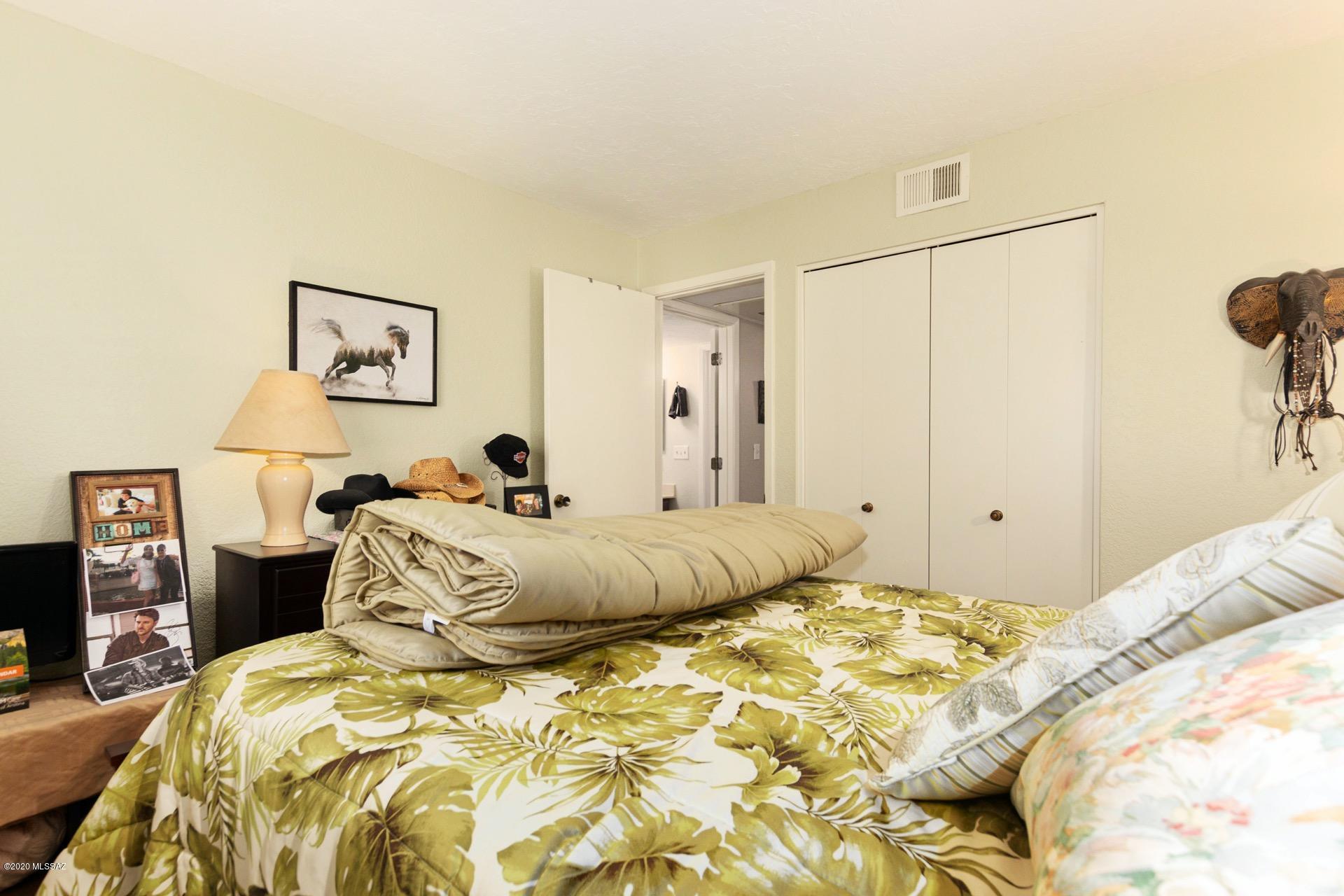 Woodland Place Condominiums (101-152, 201-252) - Residential