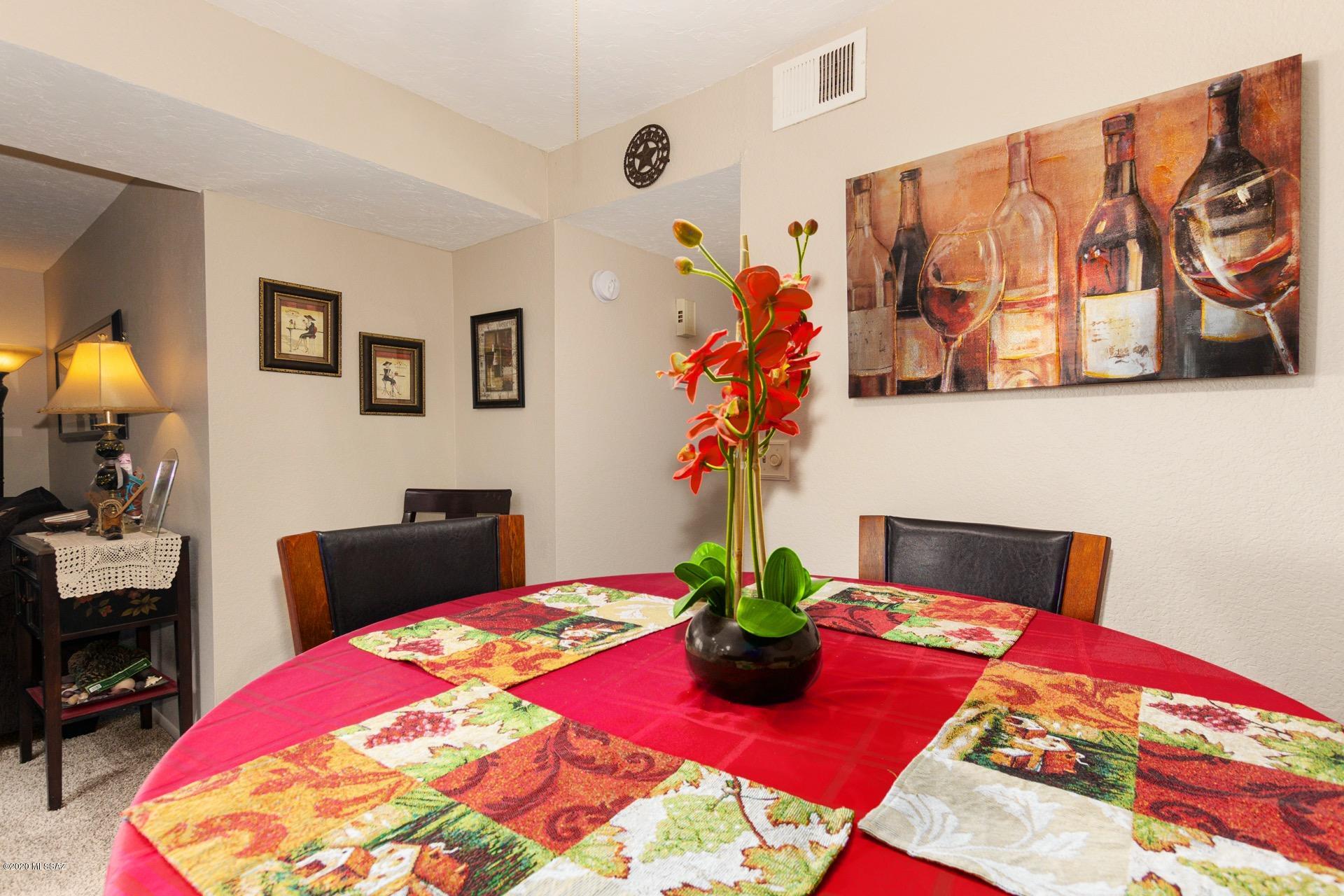 Woodland Place Condominiums (101-152, 201-252) - Residential