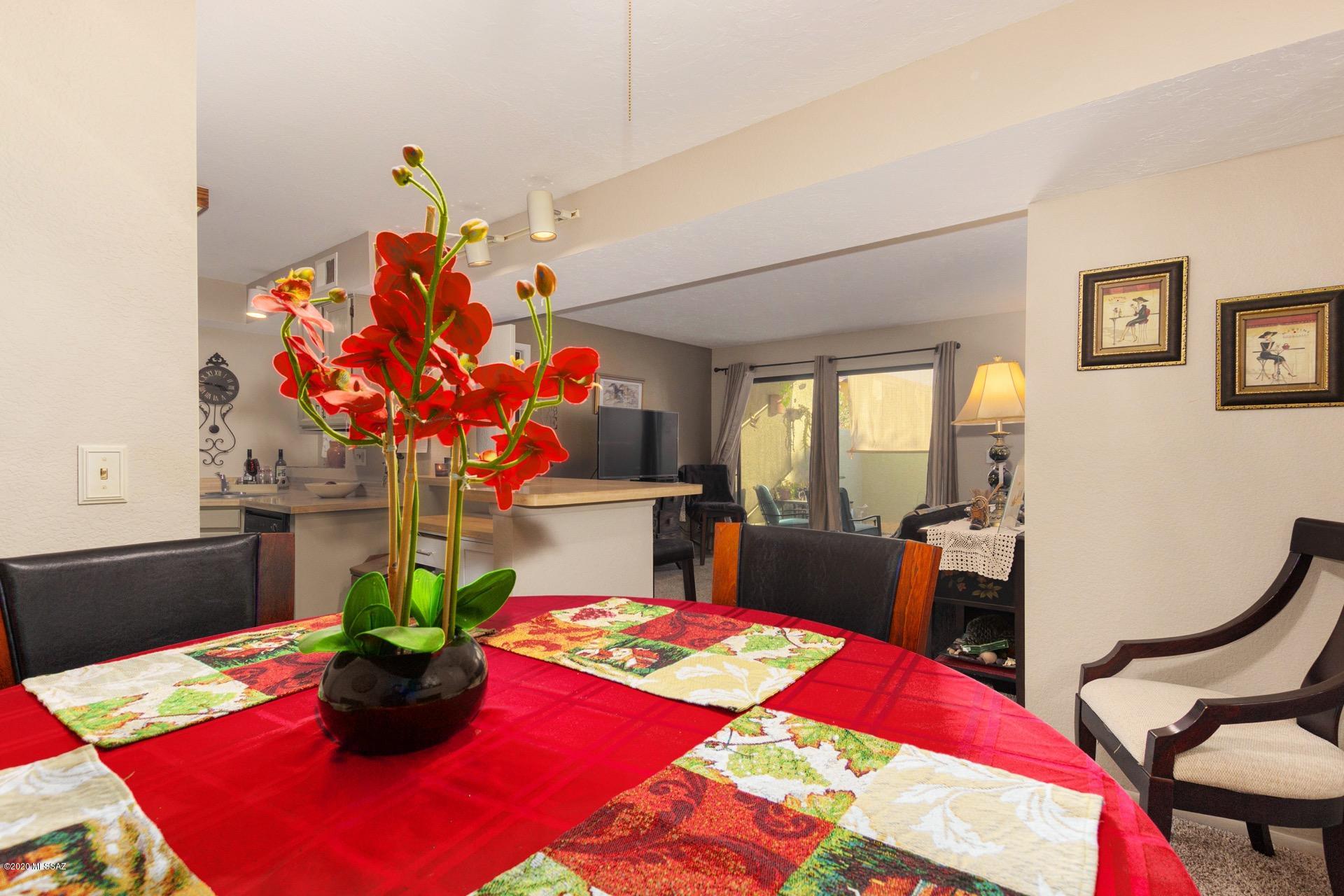 Woodland Place Condominiums (101-152, 201-252) - Residential