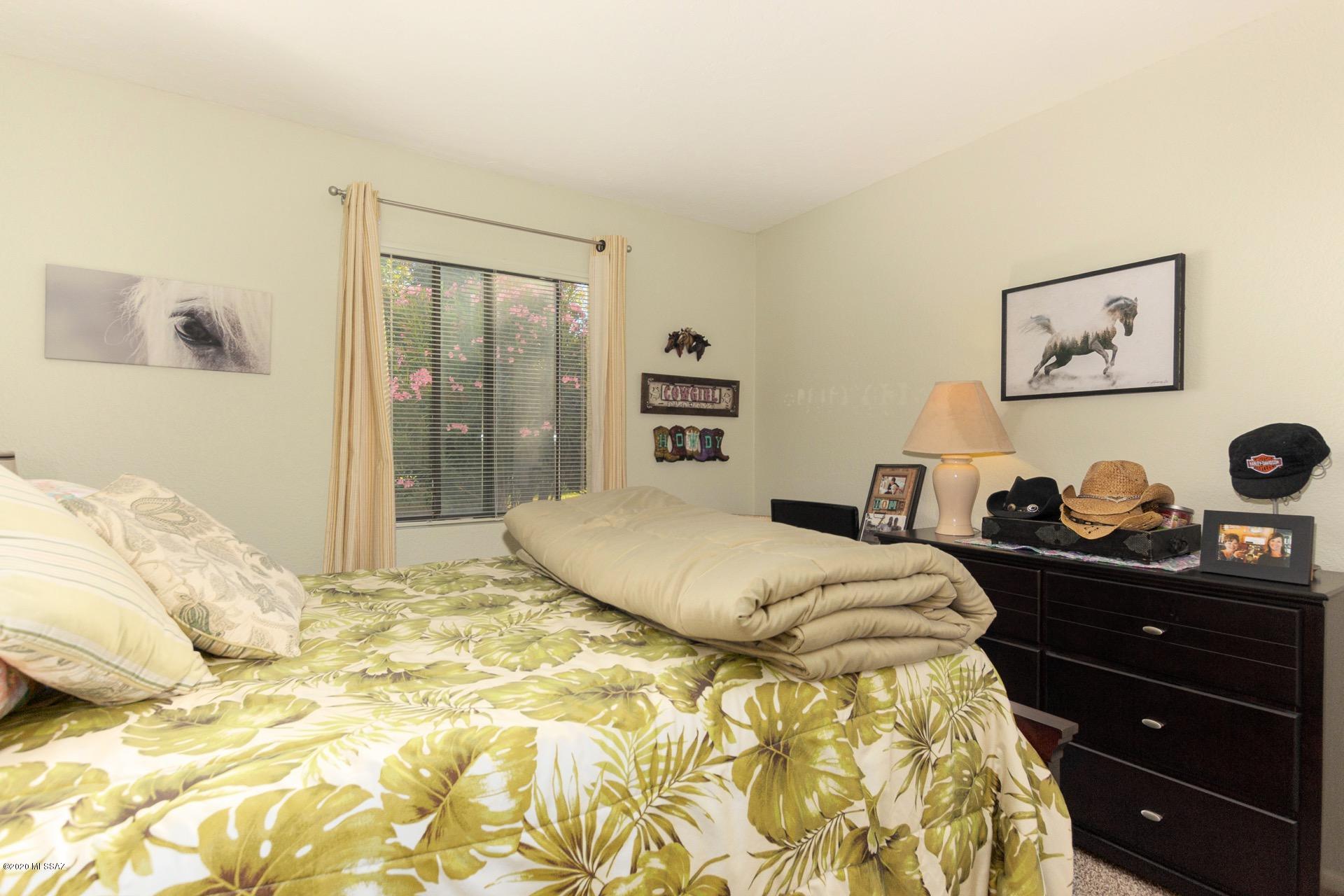 Woodland Place Condominiums (101-152, 201-252) - Residential