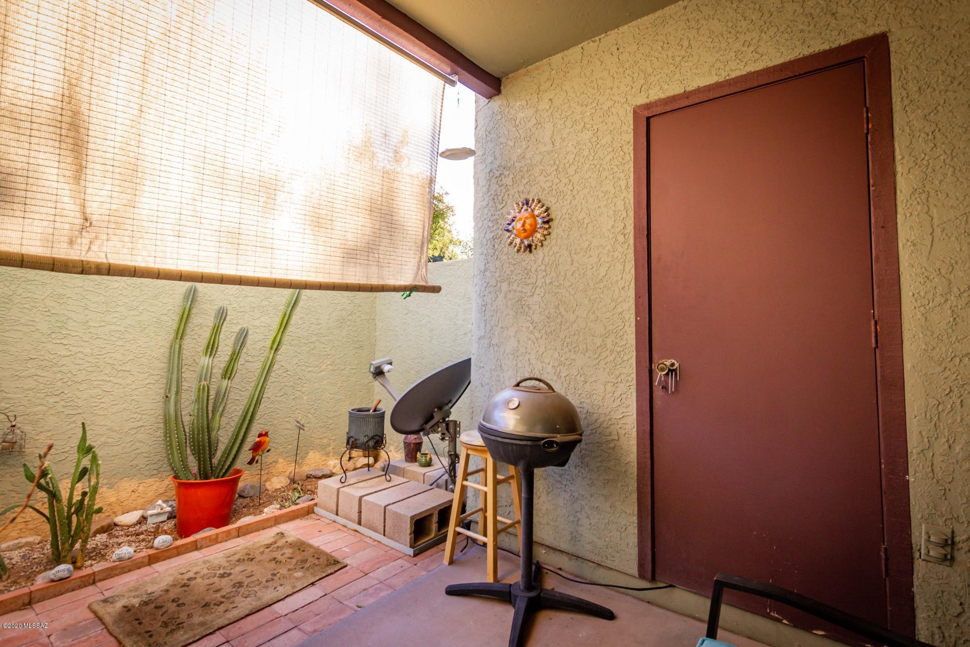 Woodland Place Condominiums (101-152, 201-252) - Residential