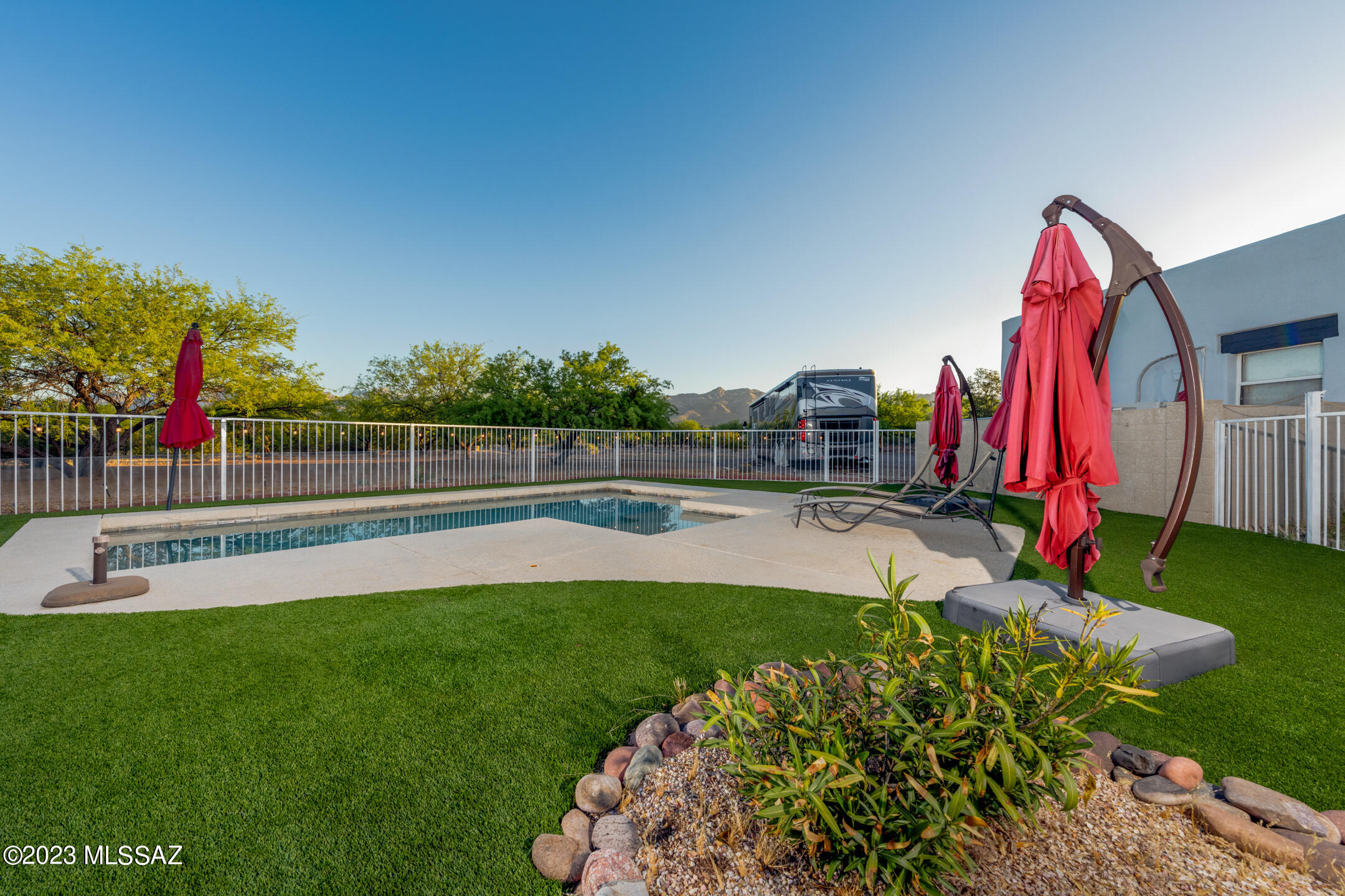 Millstone Manor East  (1-10) - Residential