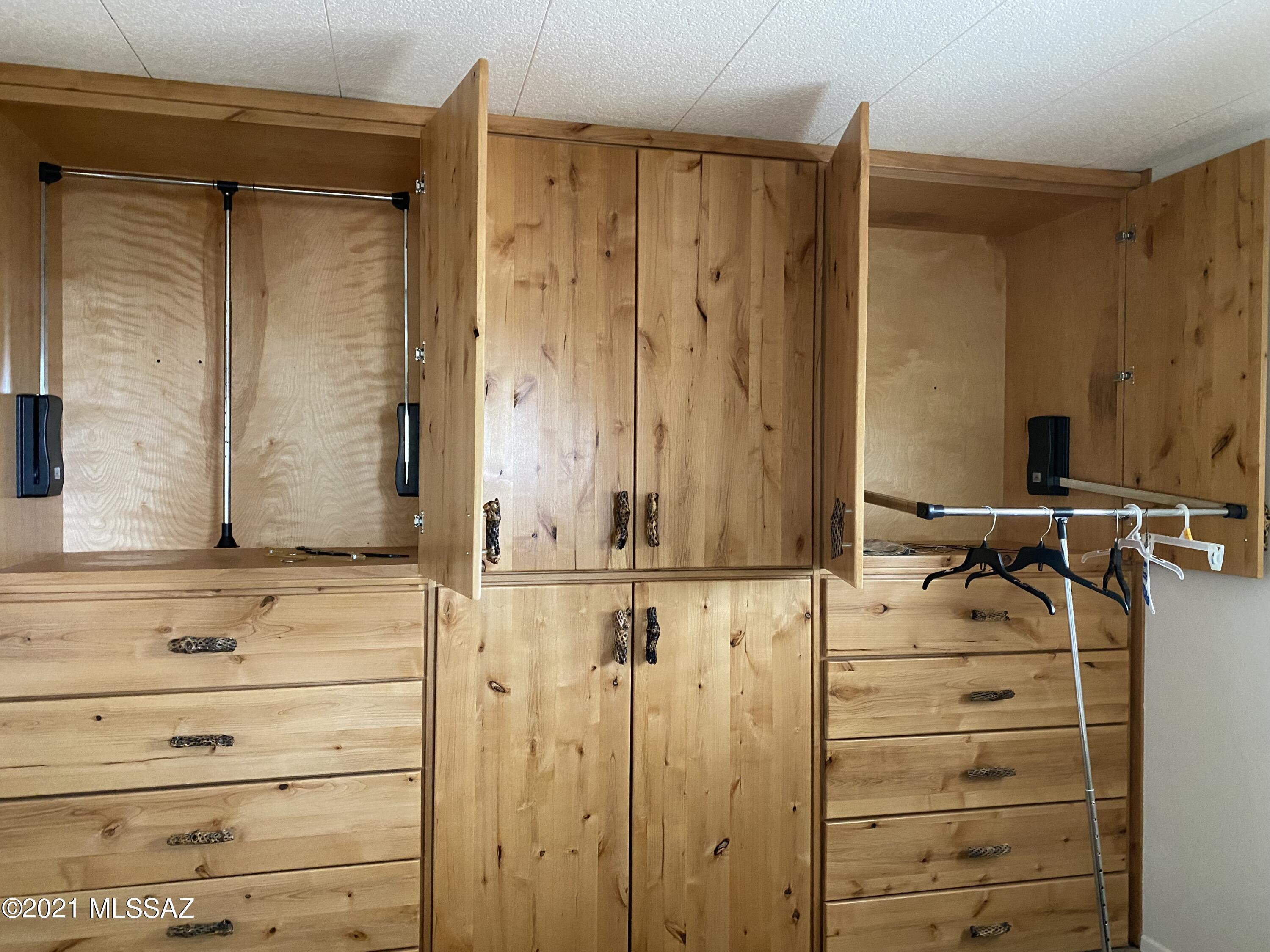 Tucson Estates (403-758) - Residential