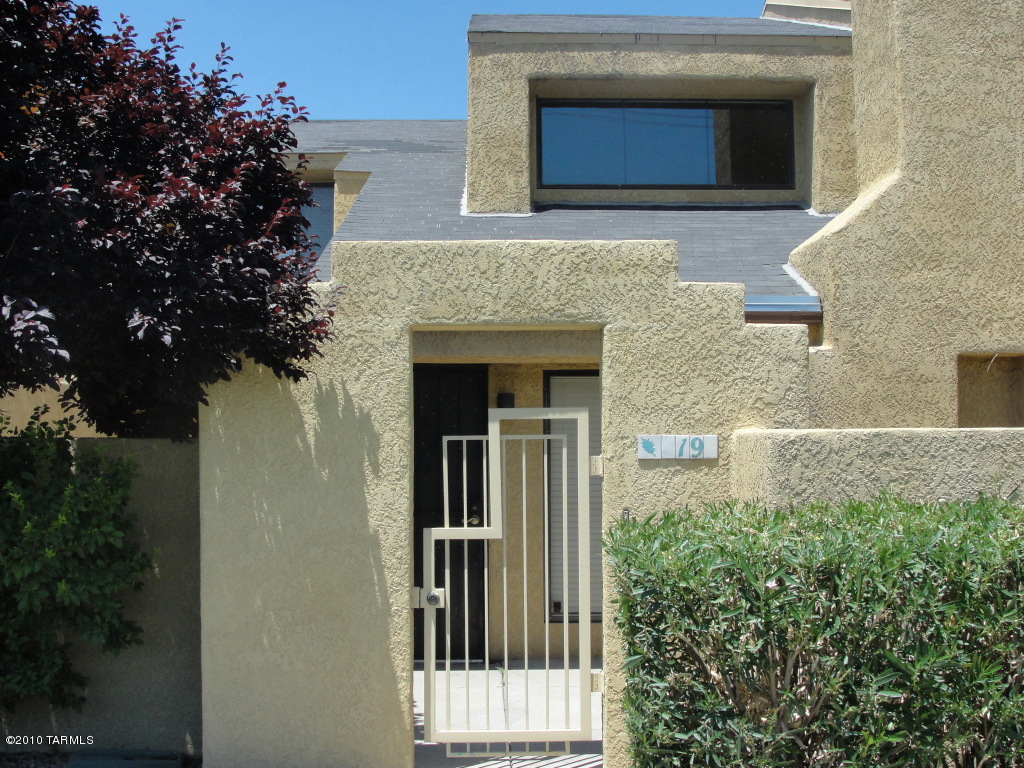 Mountain View Condos. (1-76) - Residential Lease