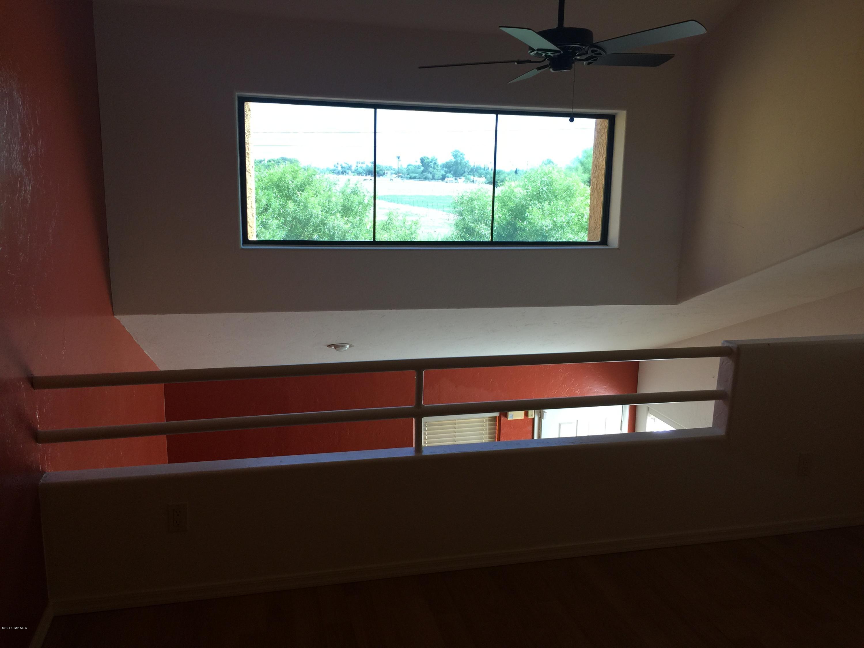Mountain View Condos. (1-76) - Residential Lease