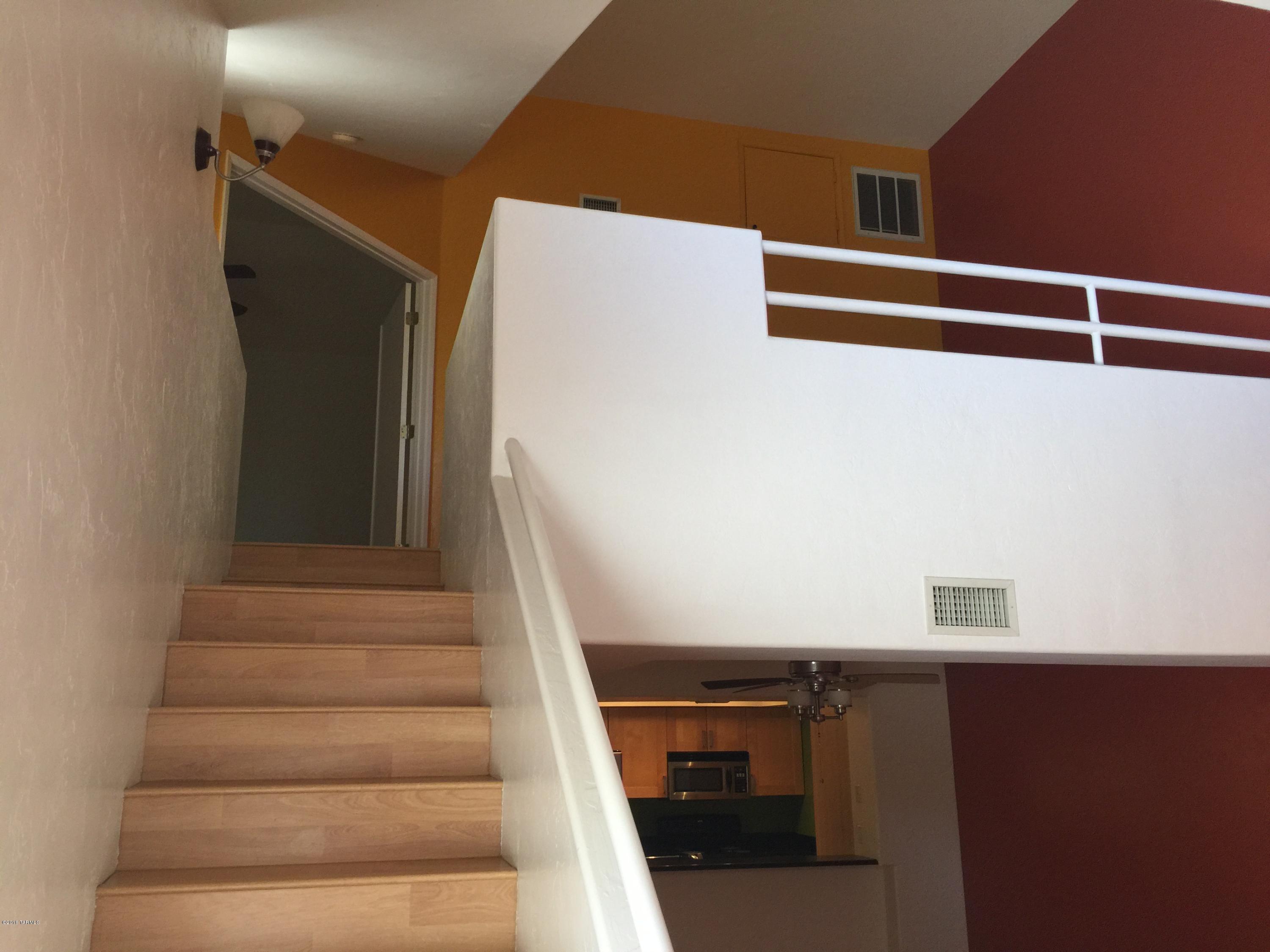 Mountain View Condos. (1-76) - Residential Lease
