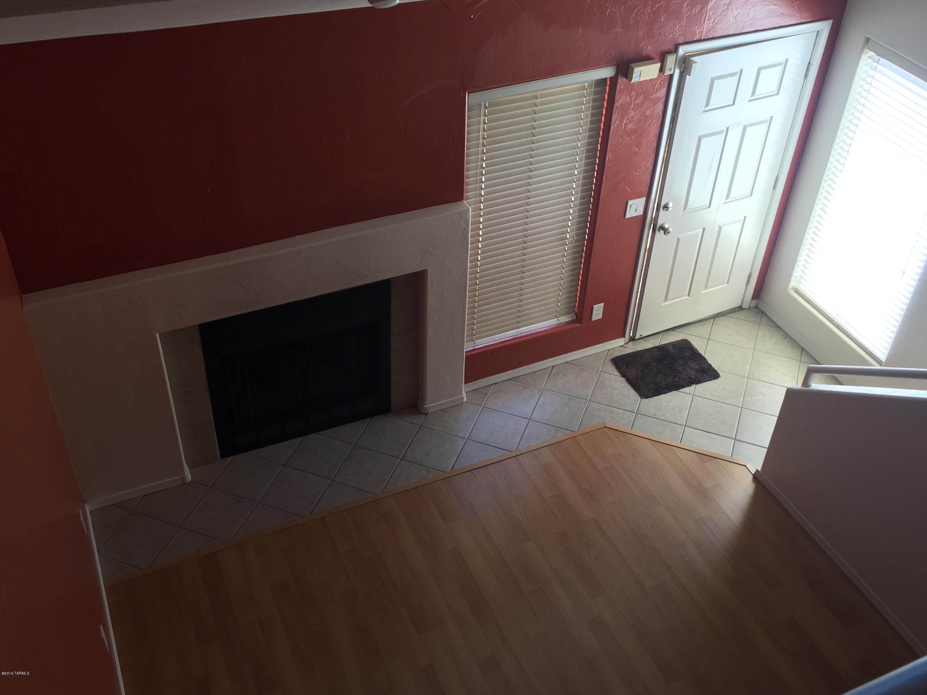Mountain View Condos. (1-76) - Residential Lease