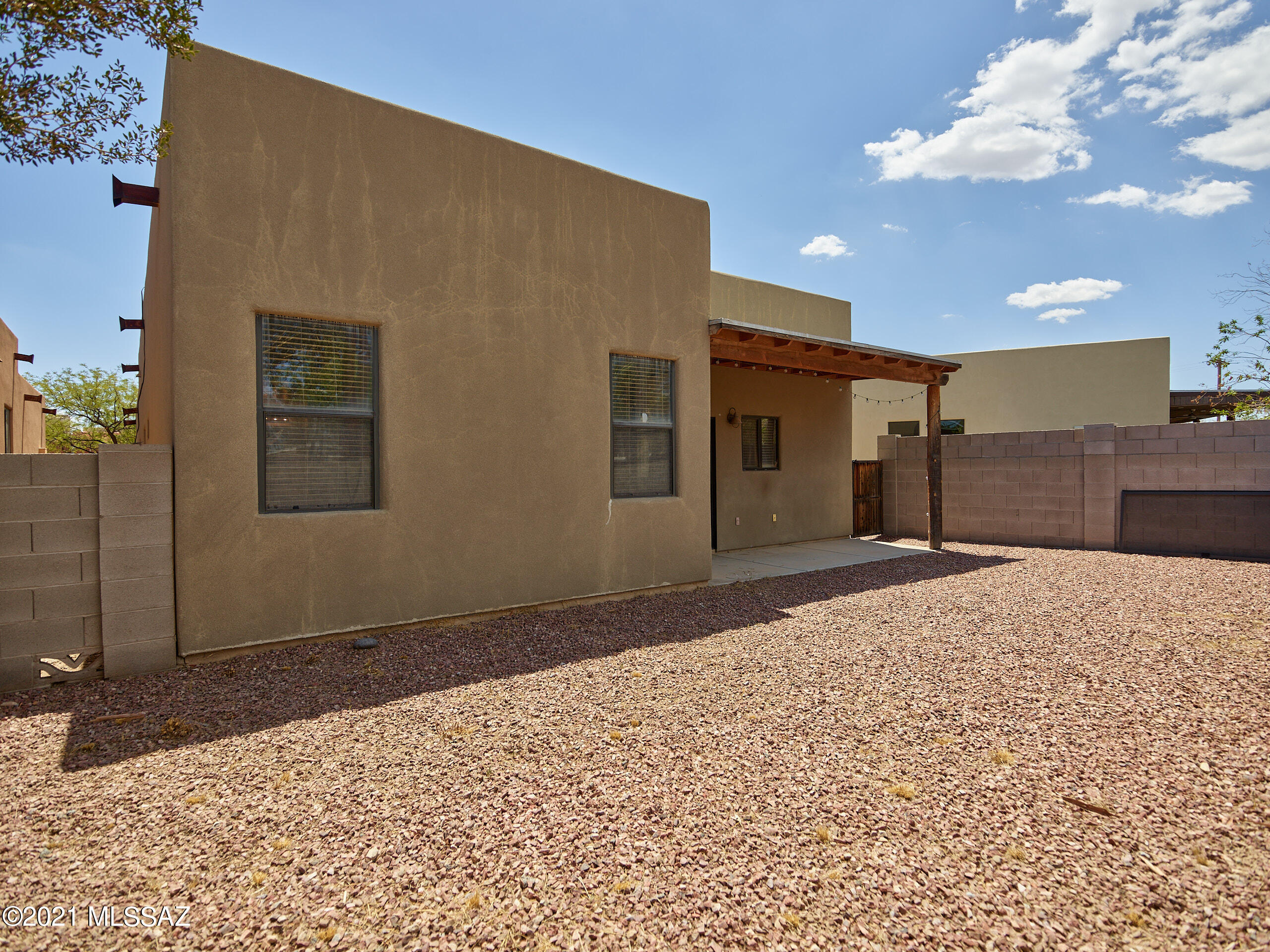 Paseo Estrella (1-104) - Residential