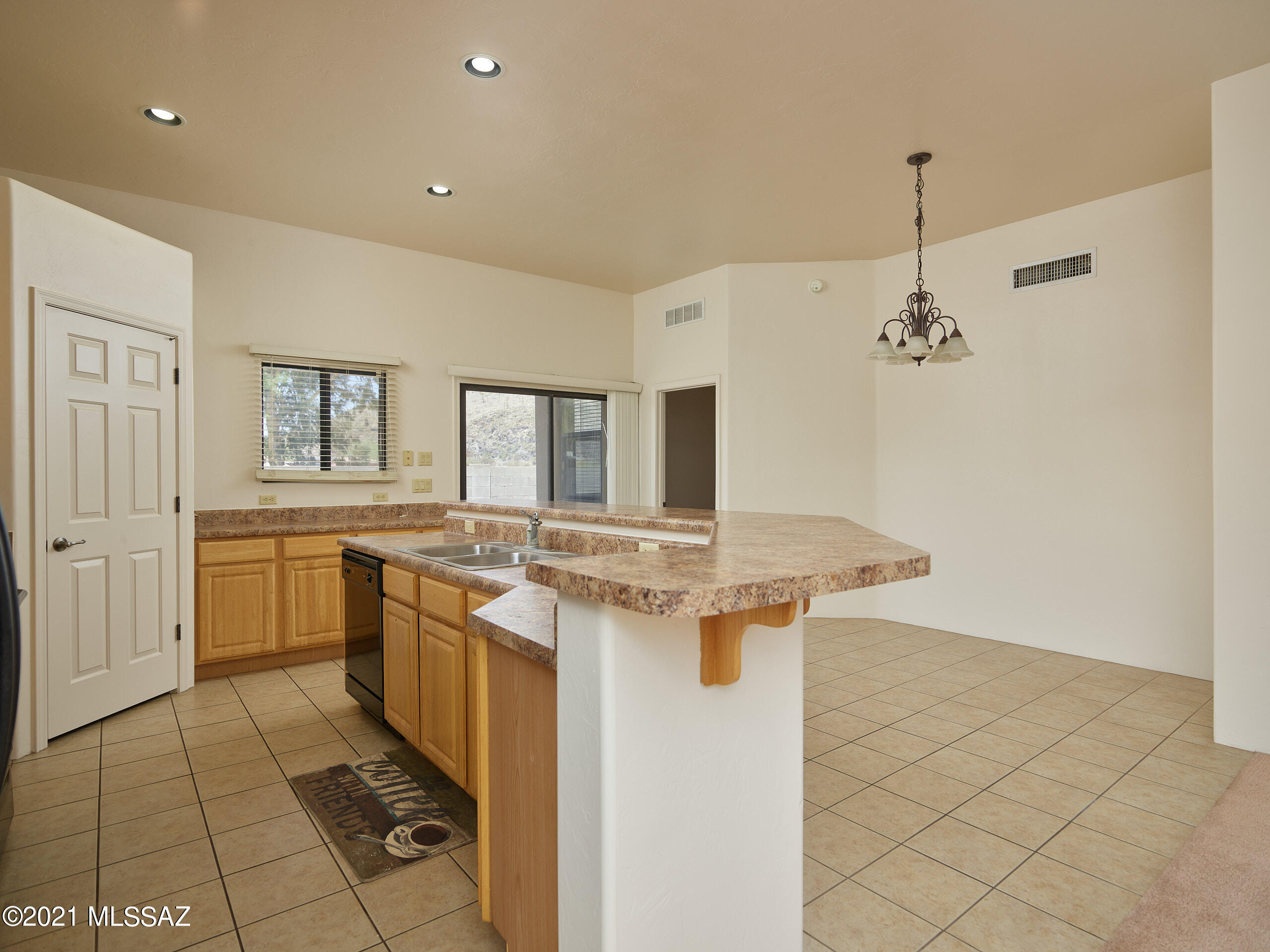 Paseo Estrella (1-104) - Residential
