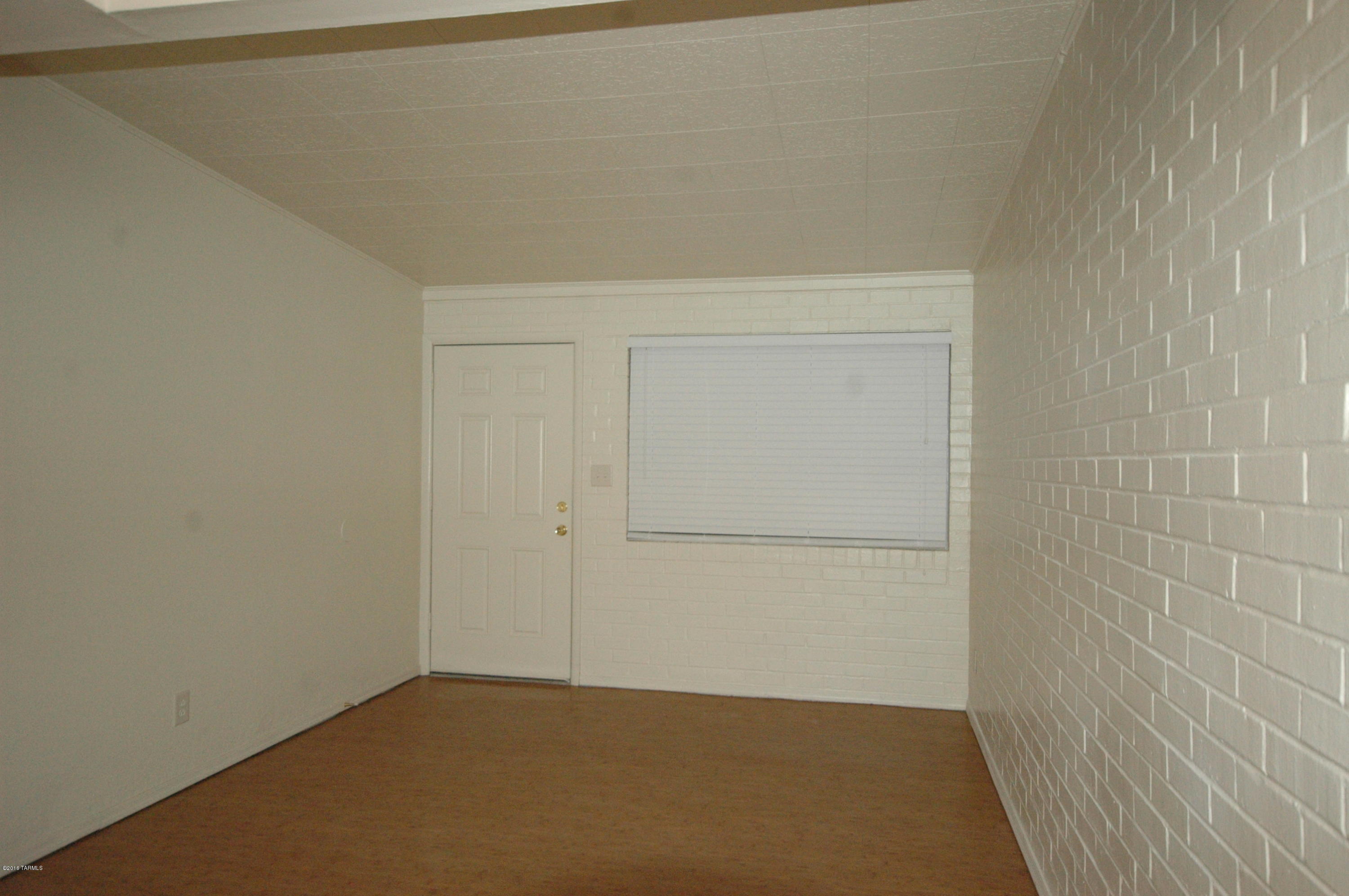 Catalina Farms - Residential Income
