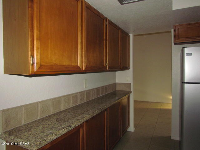 Edgebrooke Village (1-79) - Residential Lease