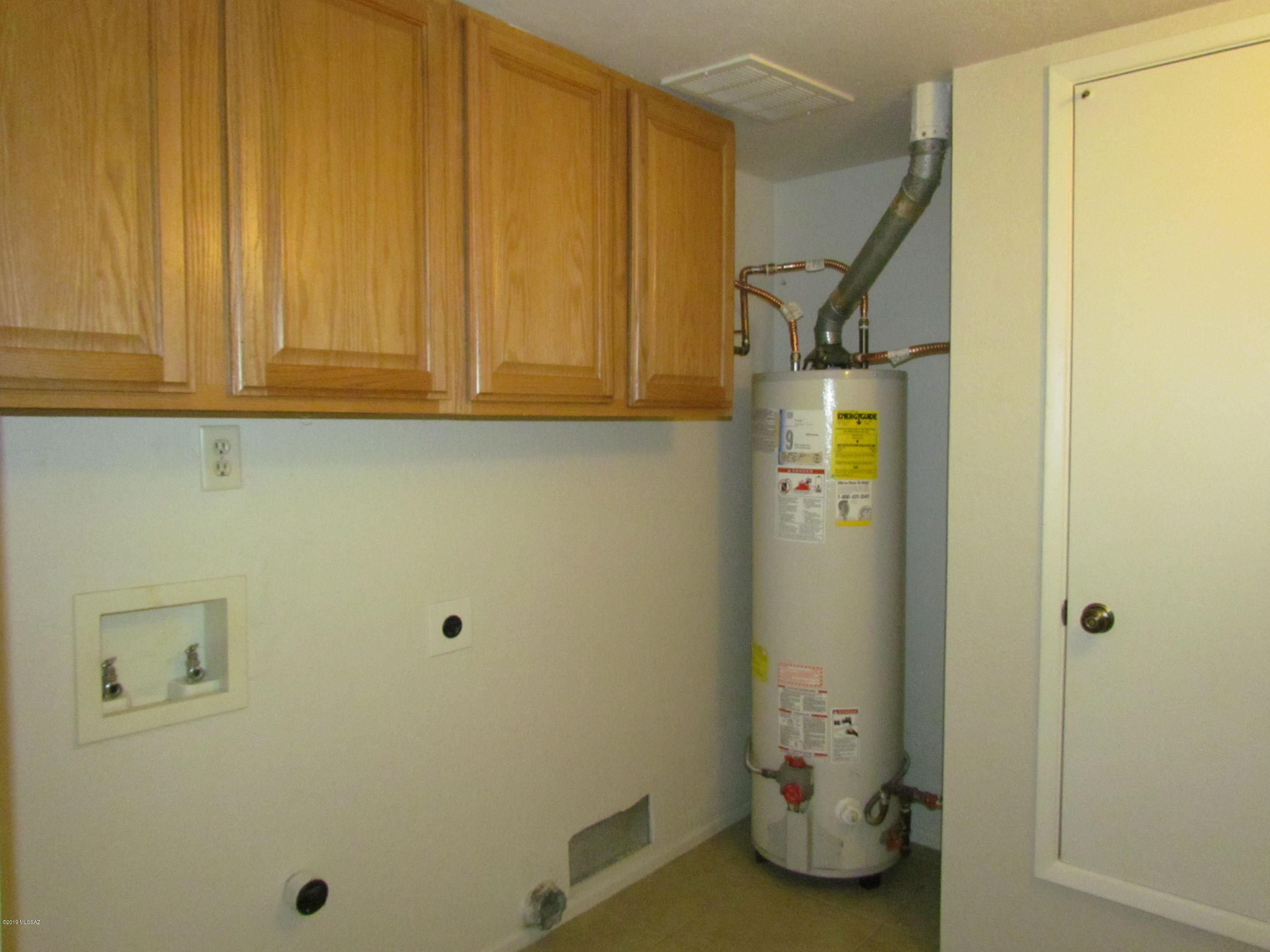 Edgebrooke Village (1-79) - Residential Lease