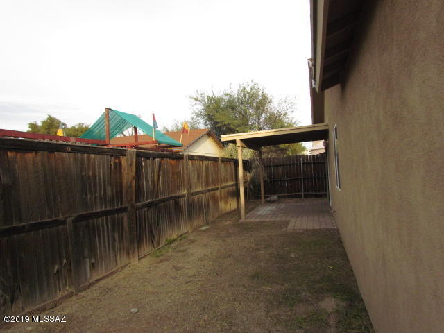 Edgebrooke Village (1-79) - Residential Lease