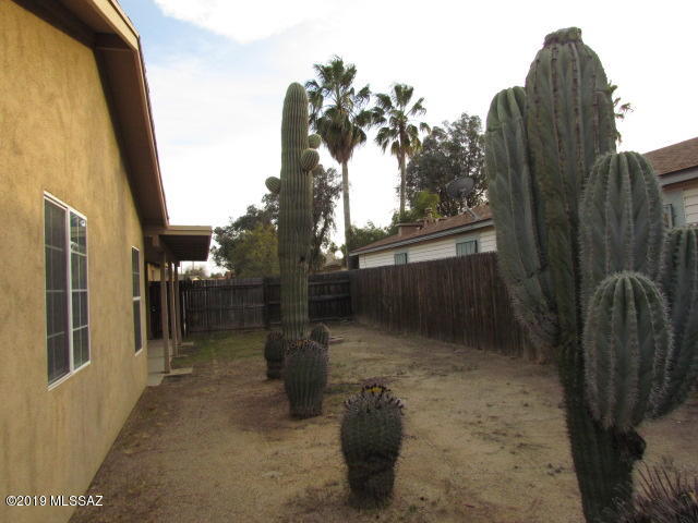 Edgebrooke Village (1-79) - Residential Lease