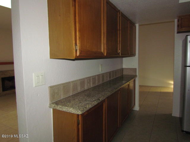 Edgebrooke Village (1-79) - Residential Lease