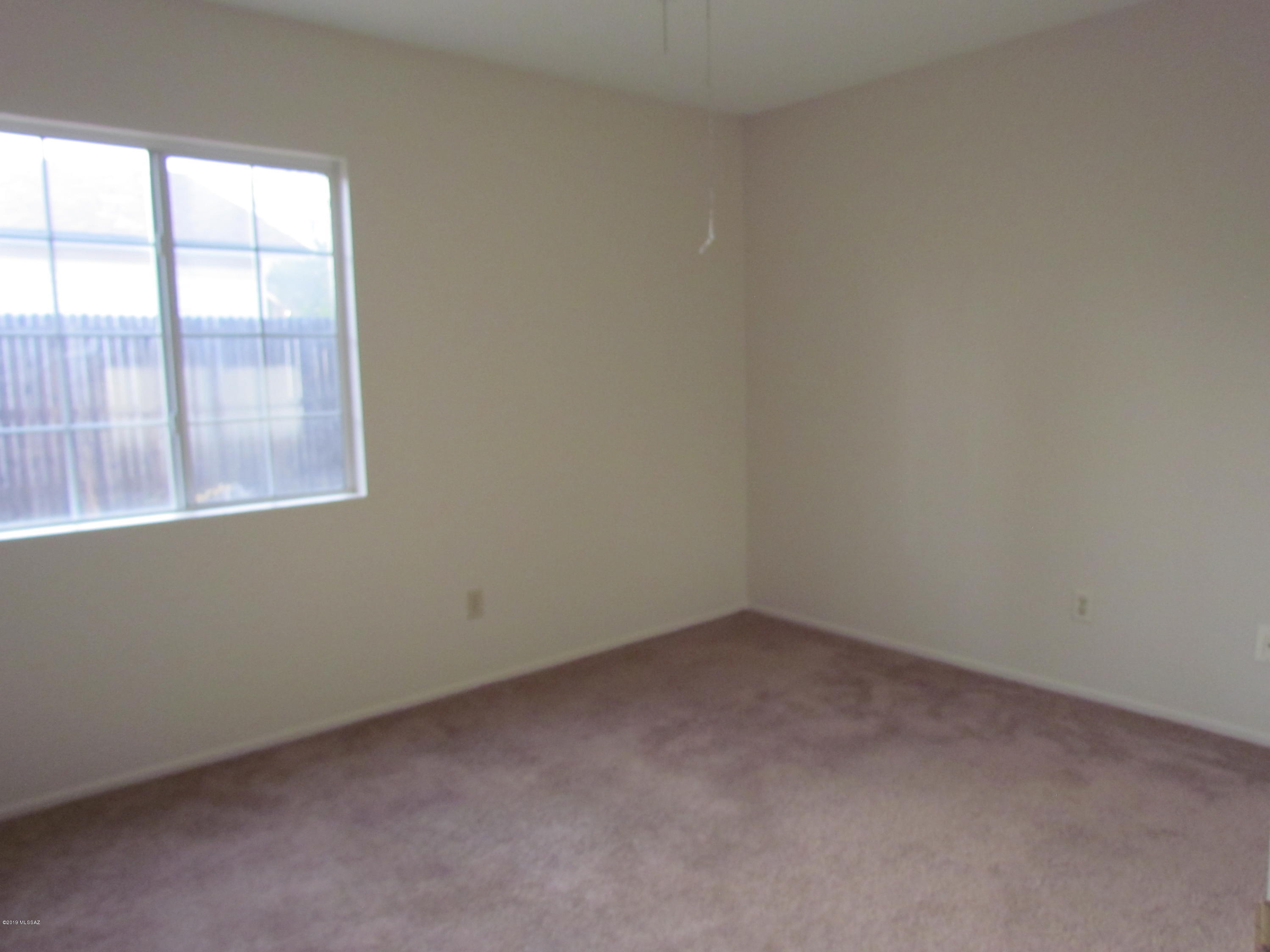 Edgebrooke Village (1-79) - Residential Lease