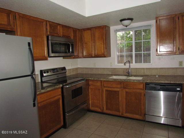 Edgebrooke Village (1-79) - Residential Lease