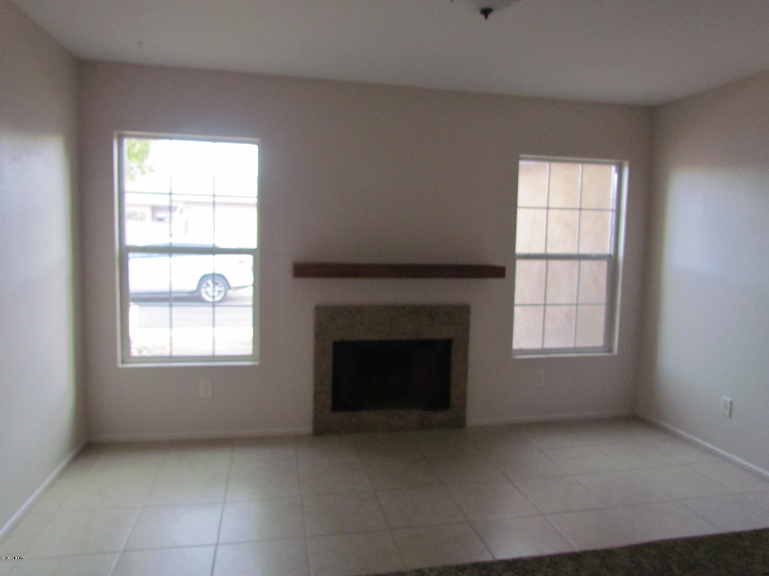 Edgebrooke Village (1-79) - Residential Lease