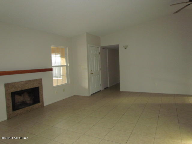 Edgebrooke Village (1-79) - Residential Lease