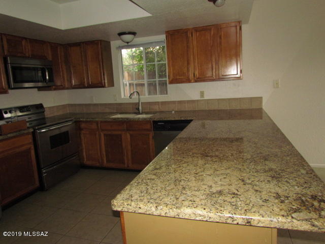 Edgebrooke Village (1-79) - Residential Lease