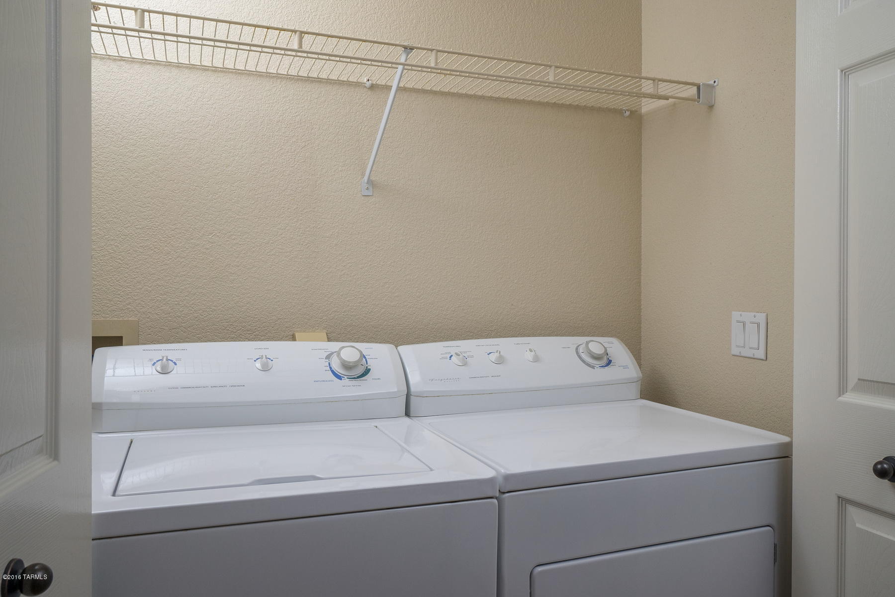 Pinnacle Canyon Condominium - Residential