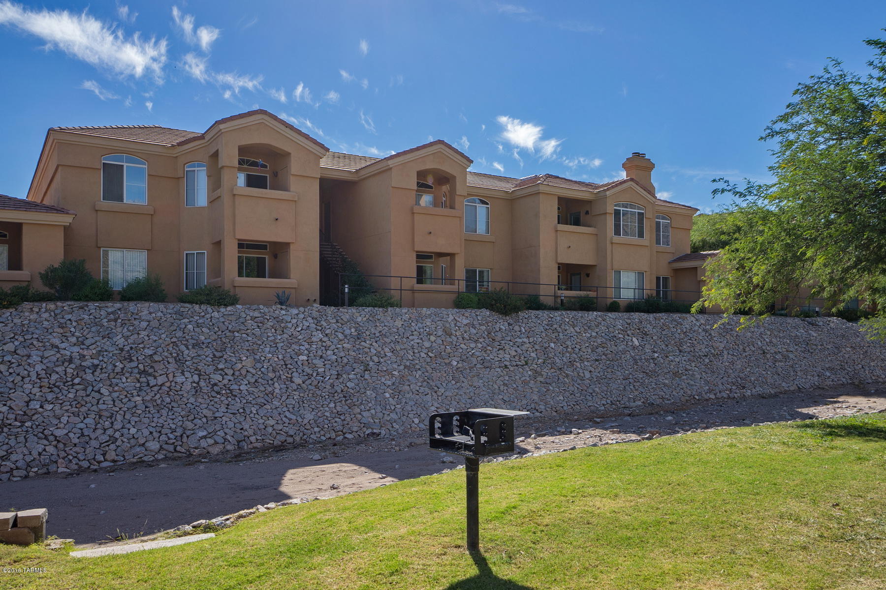 Pinnacle Canyon Condominium - Residential