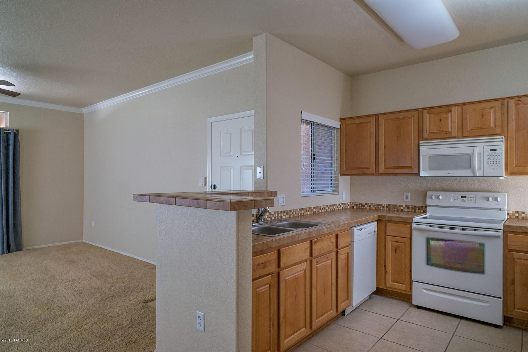 Pinnacle Canyon Condominium - Residential