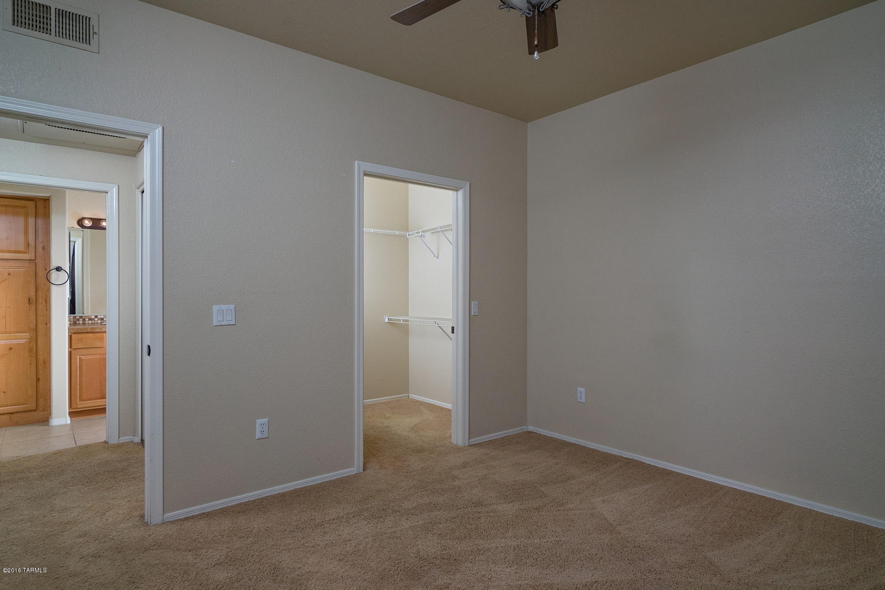 Pinnacle Canyon Condominium - Residential