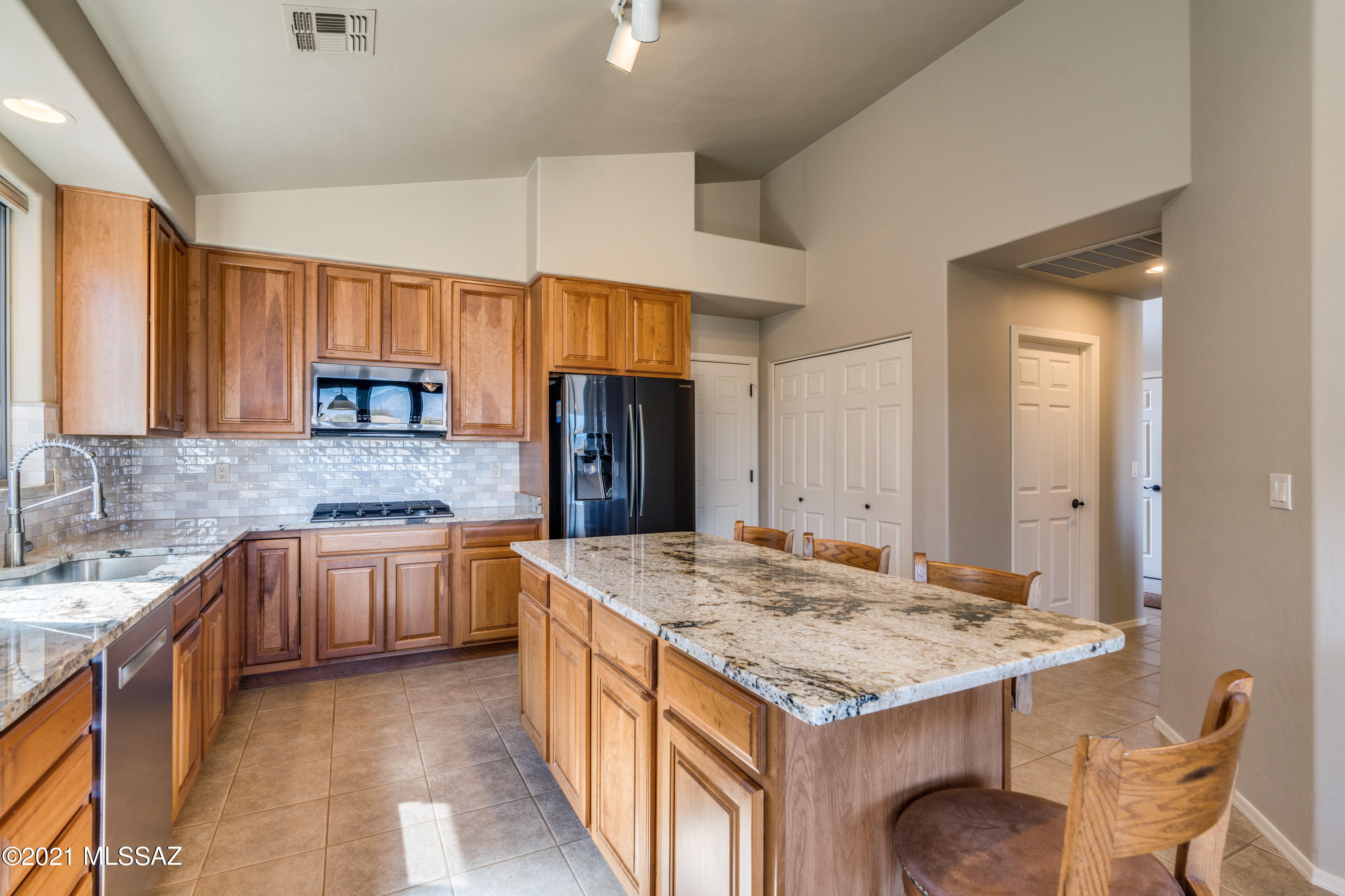 Rancho Del Lago (389-465) - Residential
