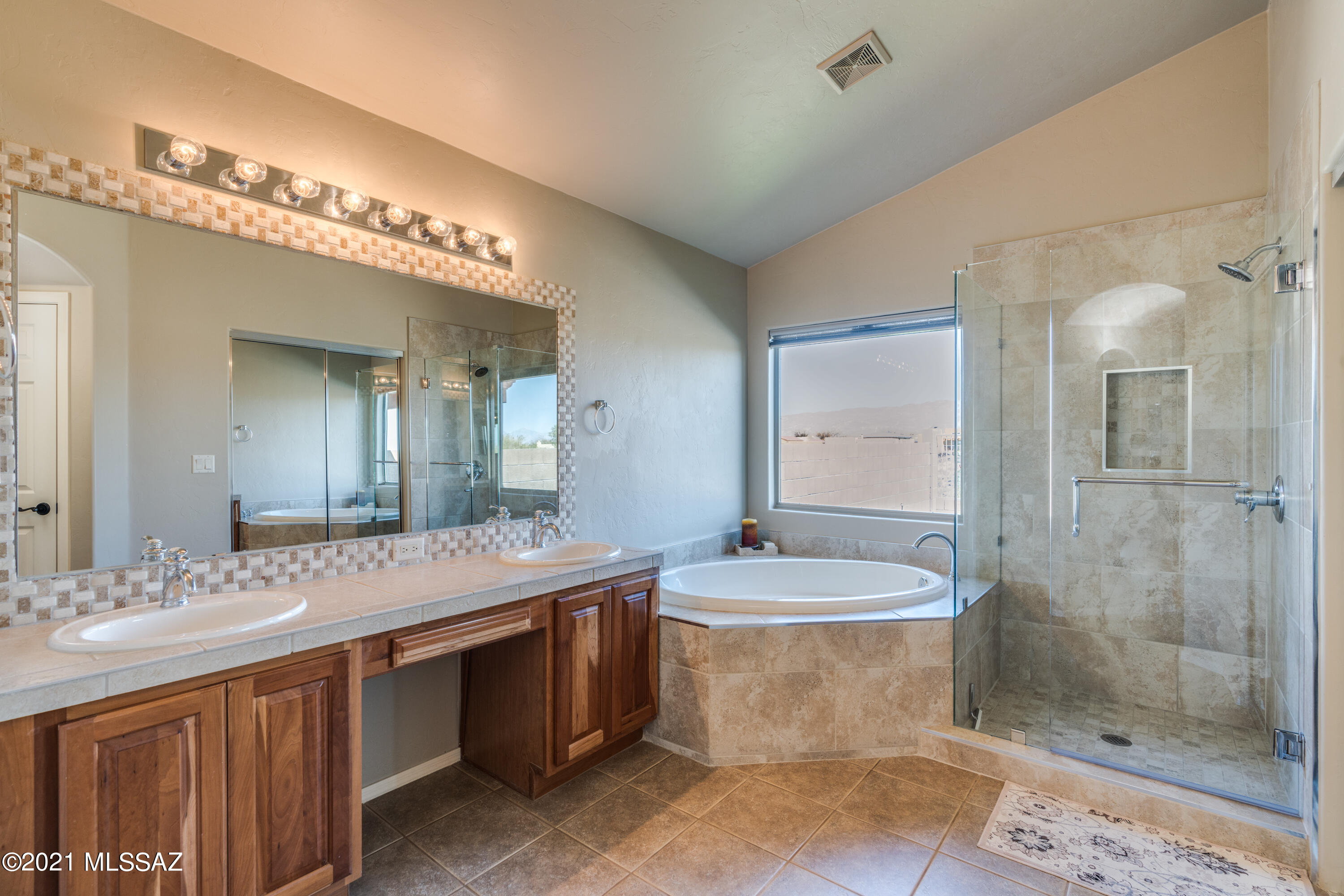 Rancho Del Lago (389-465) - Residential