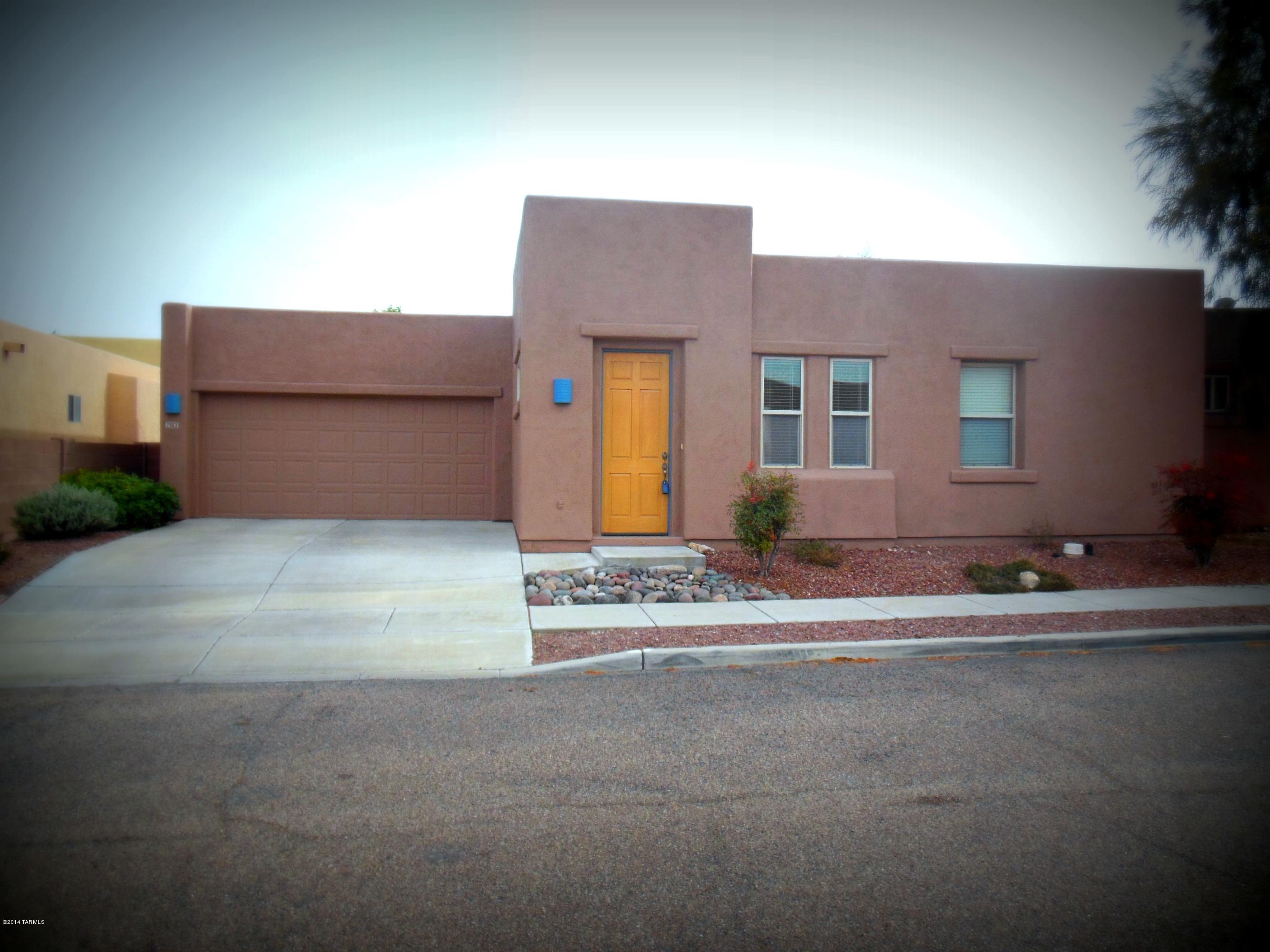 Beautiful home in Monte Vista! Very clean 2 bedroom 2 bath quaint home with small backyard and a 2 car garage. Santa Fe style private home in a small neighborhood, close to almost everything. New Paint inside and Newer Carpet! Please Do Not Disturb Tenants. Looking for 3 X the Rent, 625+ credit score, No evictions, No on-going criminal cases, No pets.