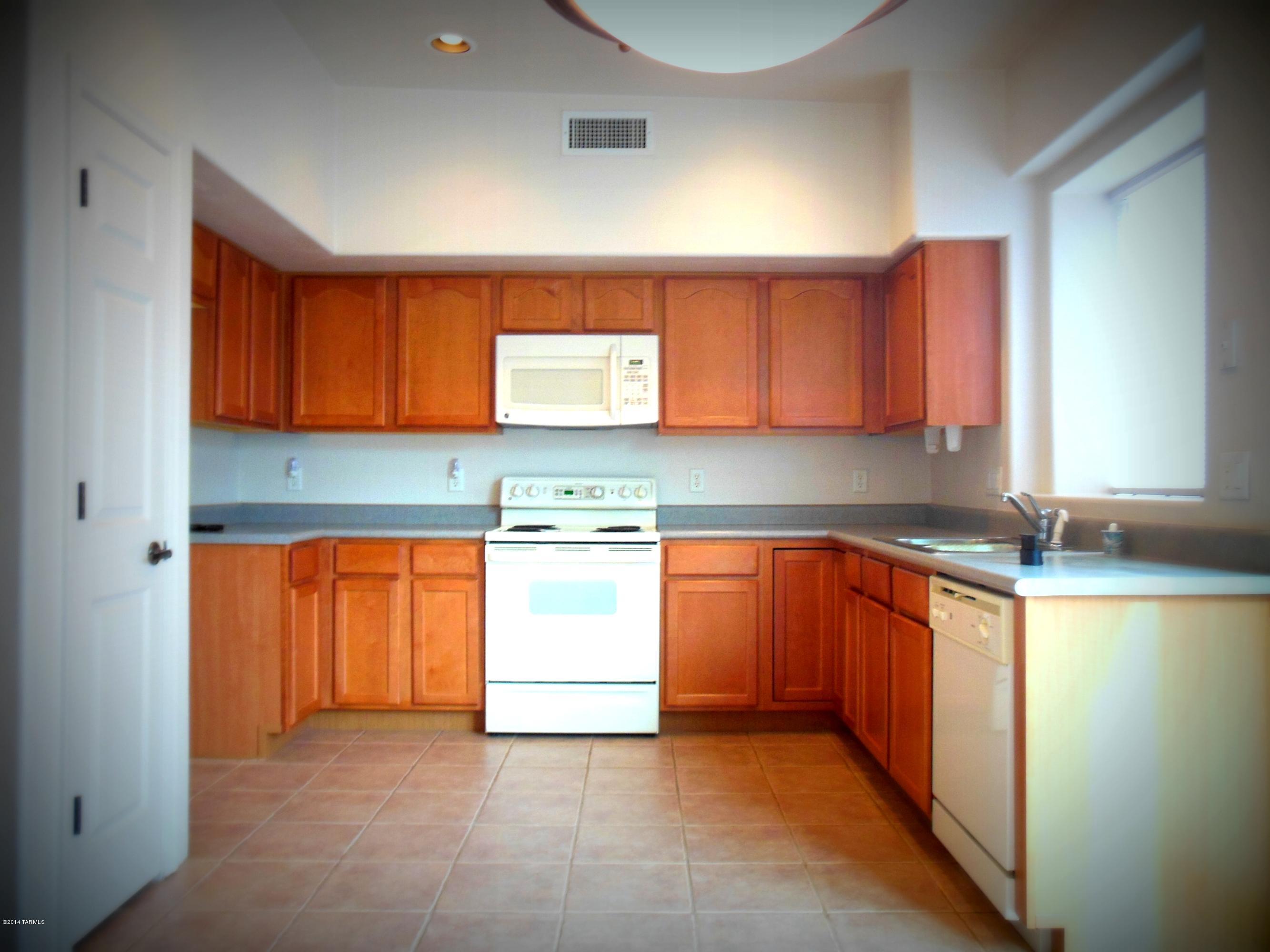 Monte Vista (1-58) - Residential Lease