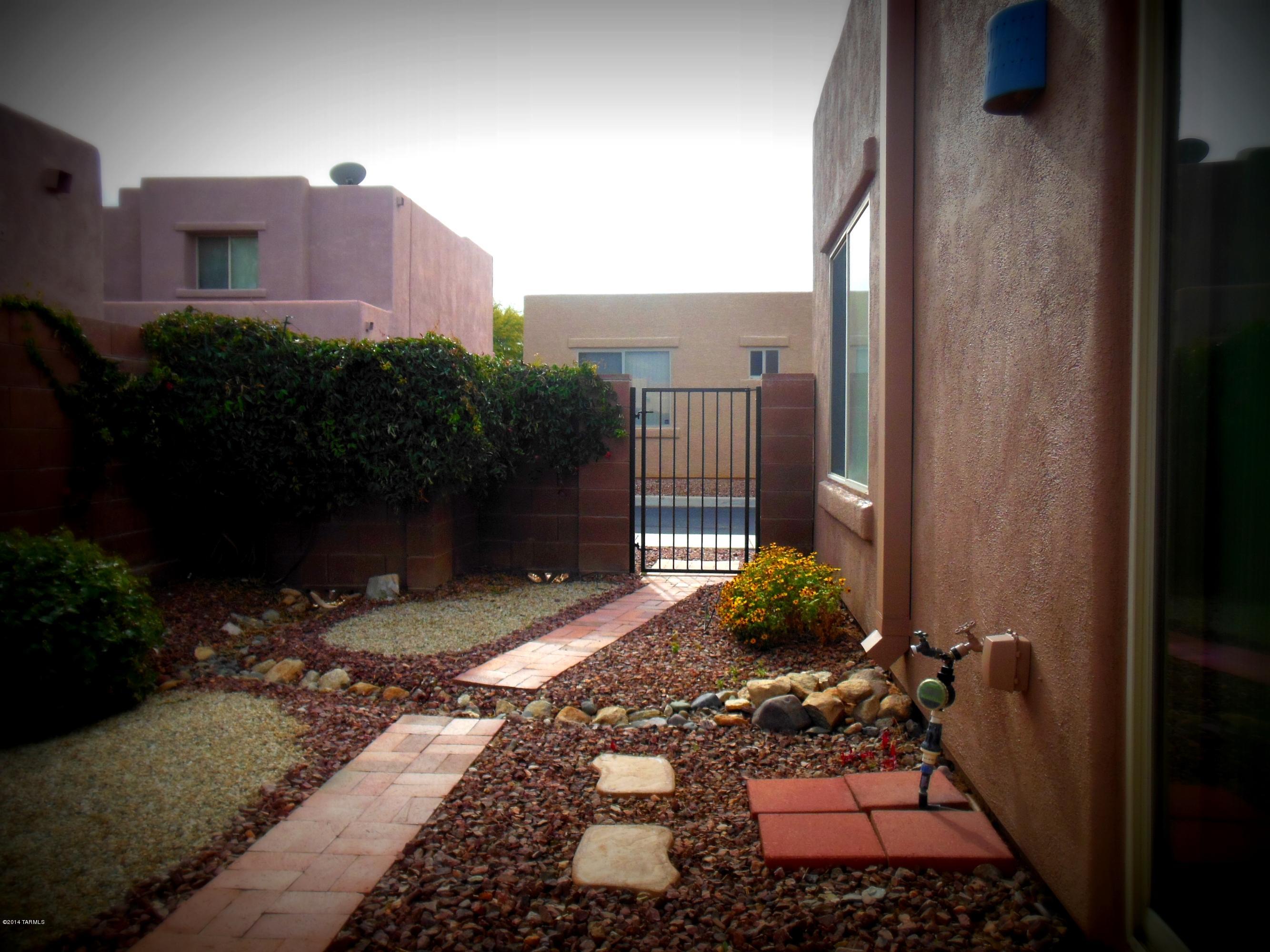 Monte Vista (1-58) - Residential Lease