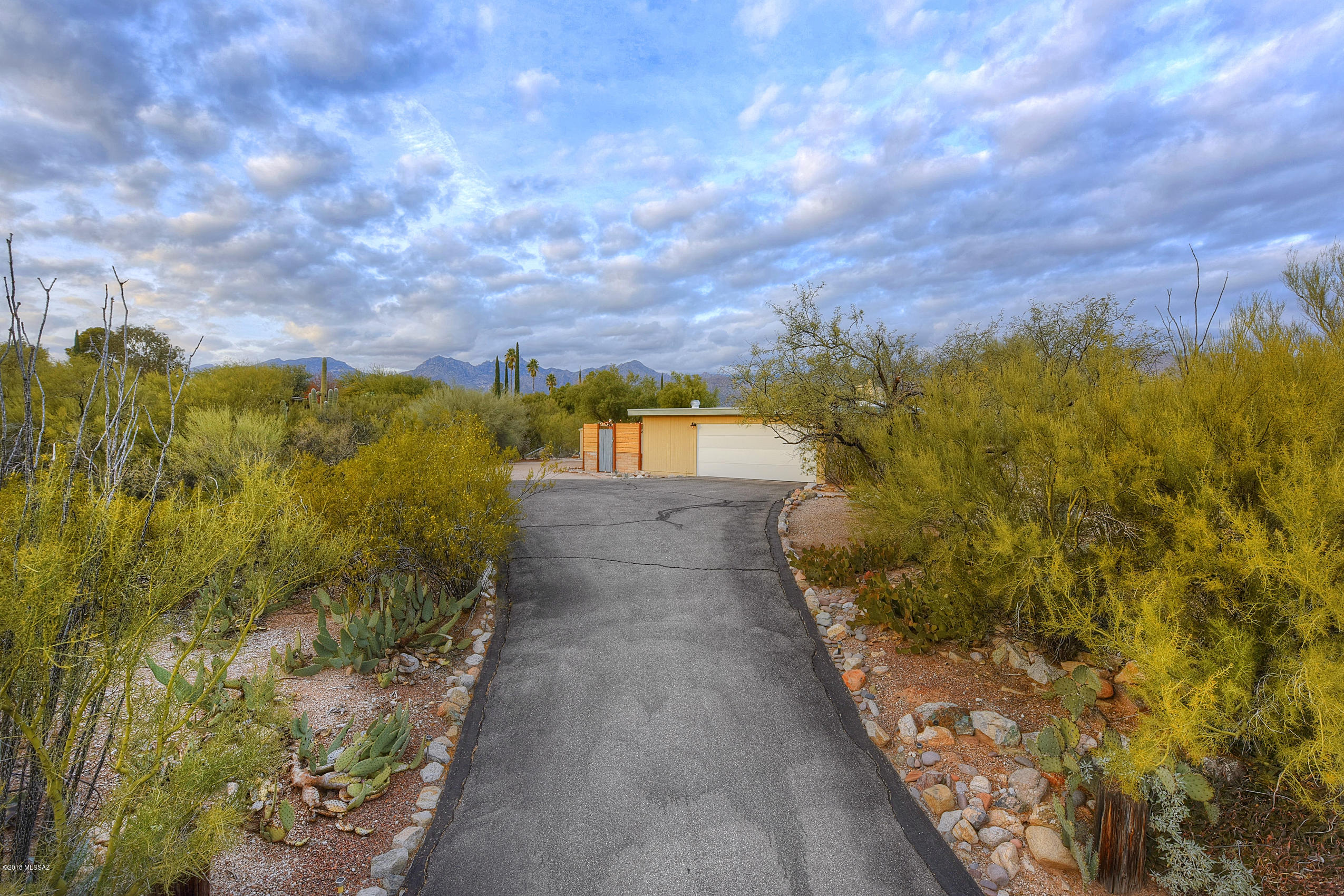 Rinconada Hills  (1-115) - Residential