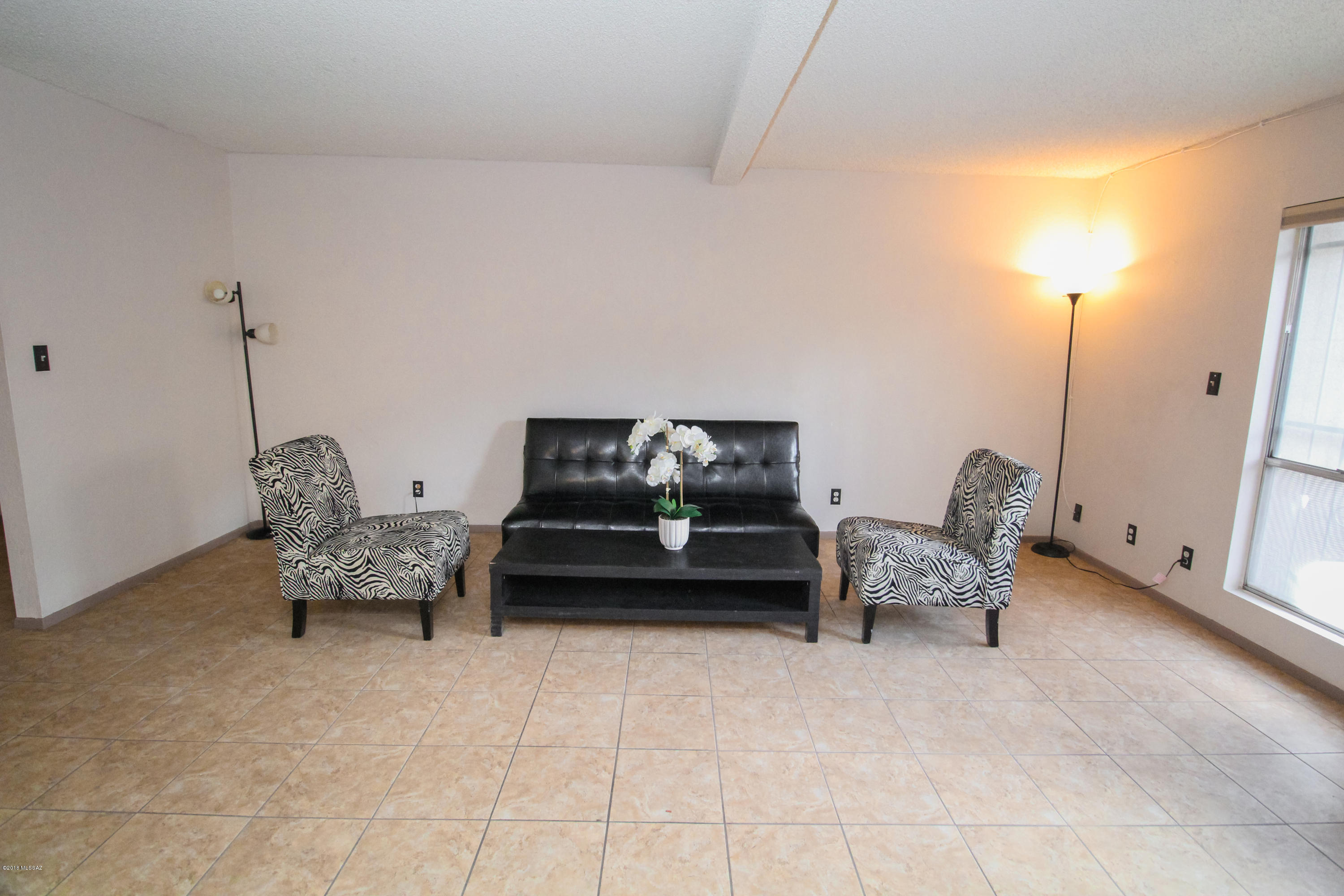 Valle Cereza (1-59) - Residential