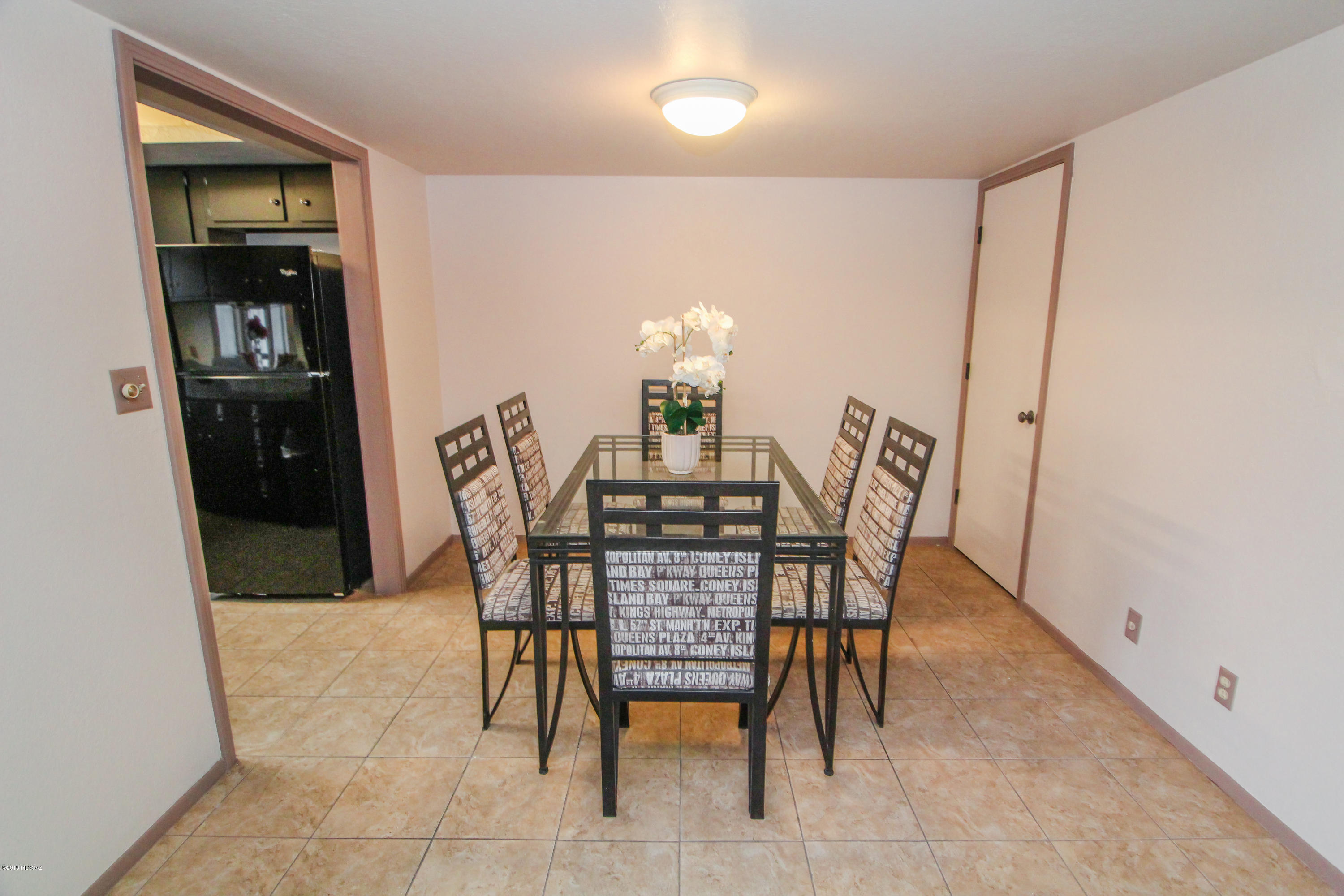 Valle Cereza (1-59) - Residential