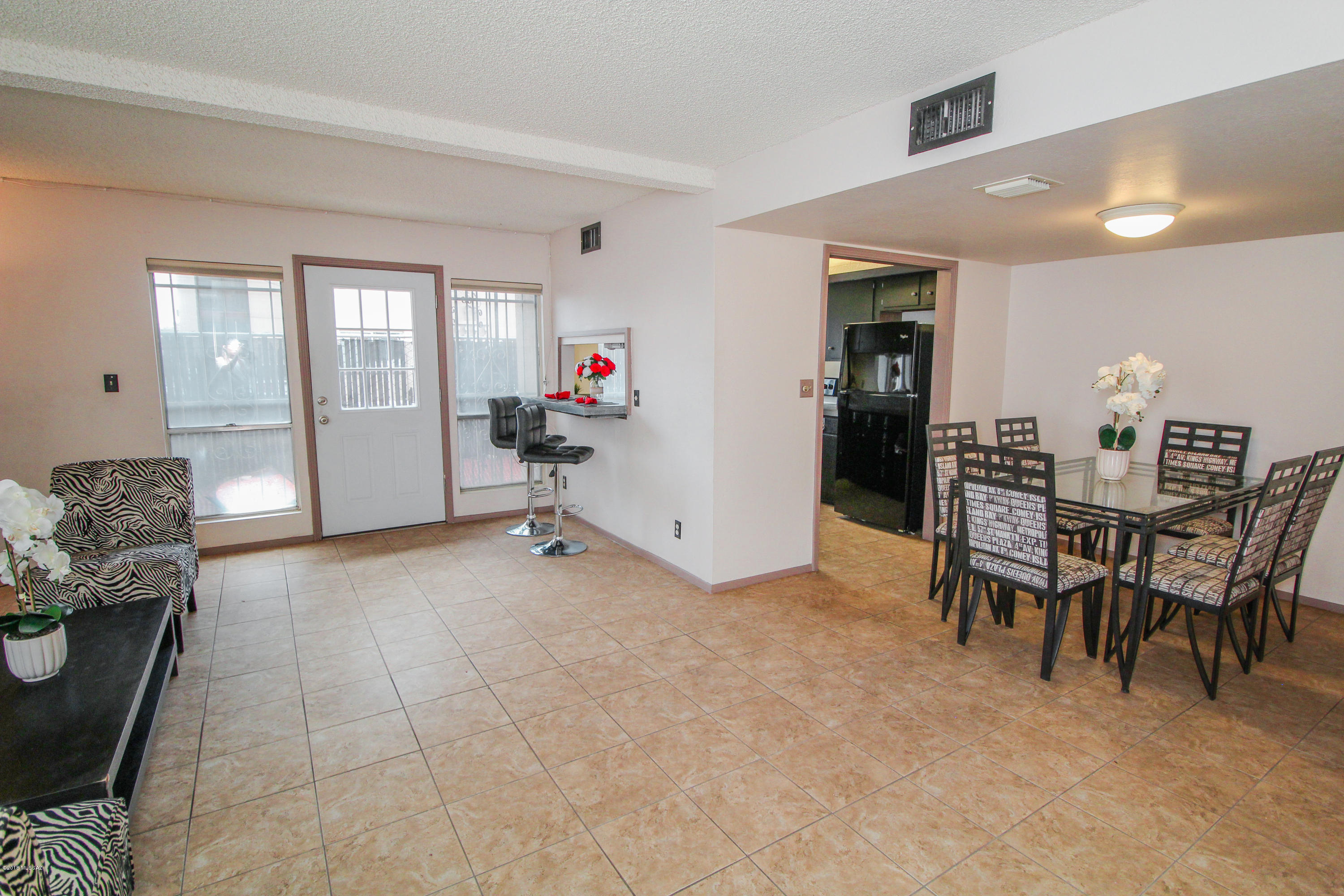 Valle Cereza (1-59) - Residential