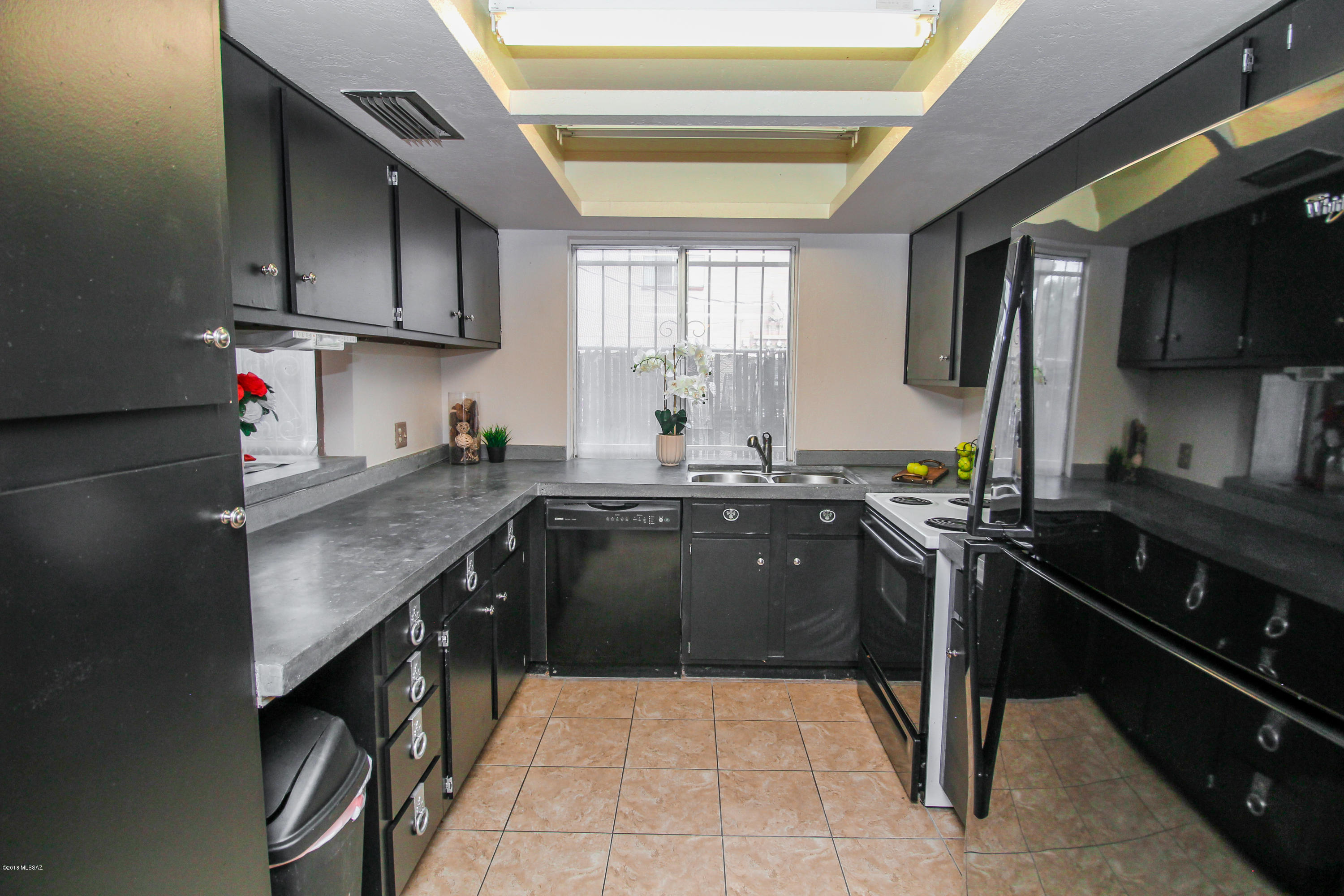 Valle Cereza (1-59) - Residential